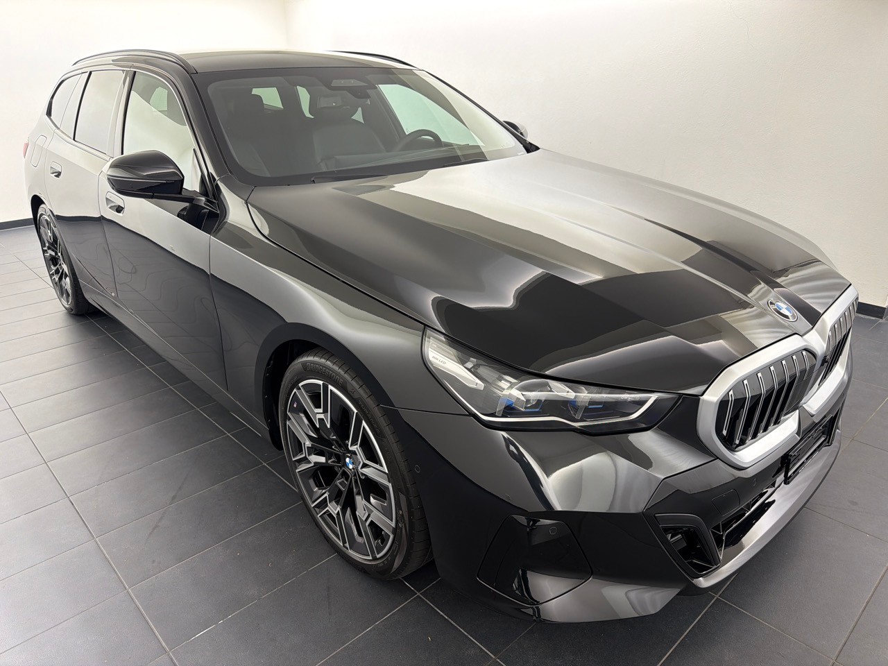 BMW 540d xDr 48V Tour M.S.Pro-showroom-element-3