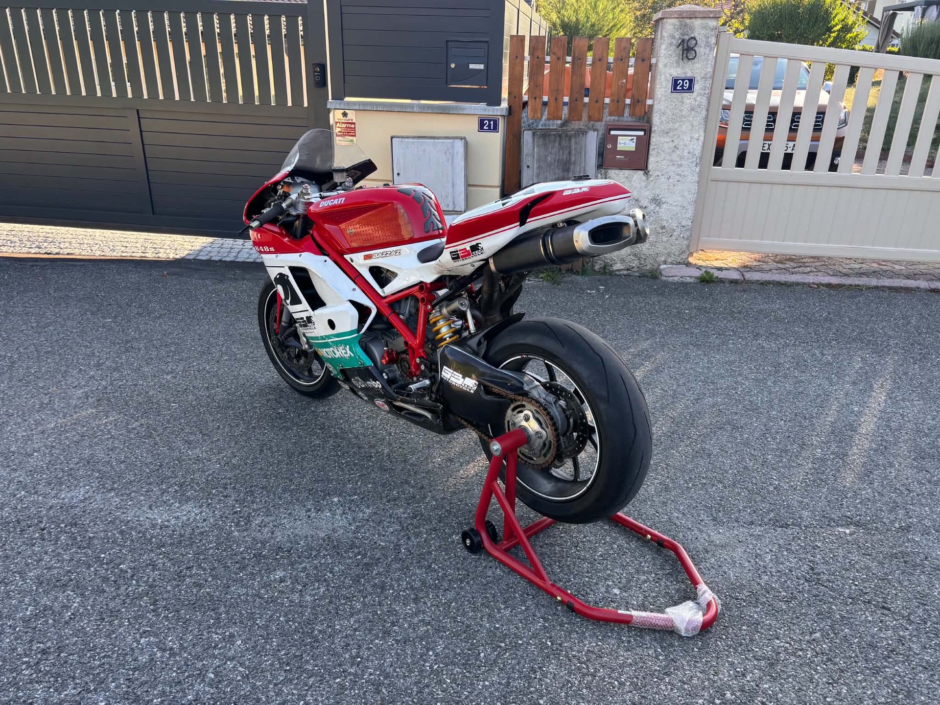 DUCATI 848-image-2