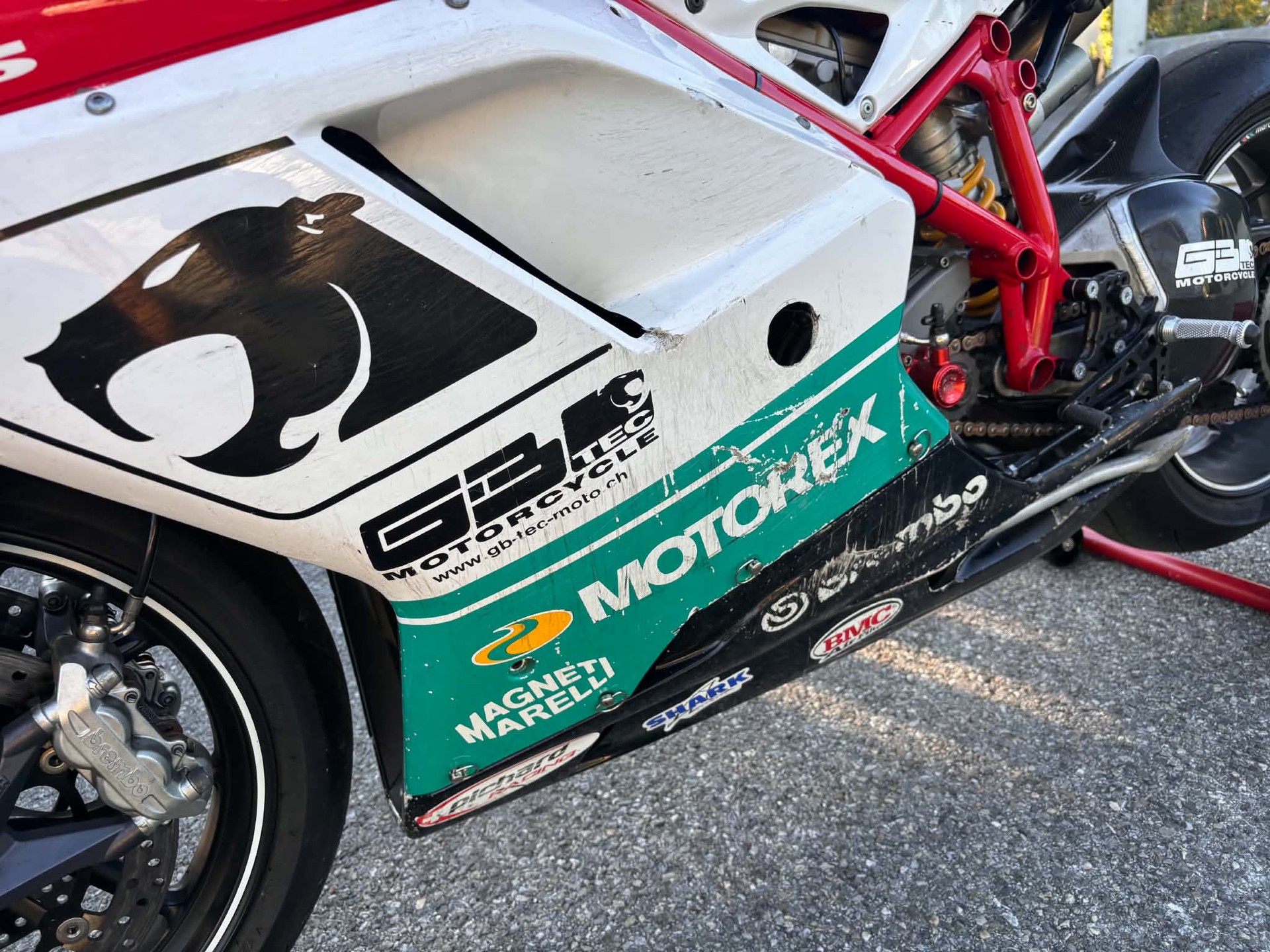 DUCATI 848-image-10