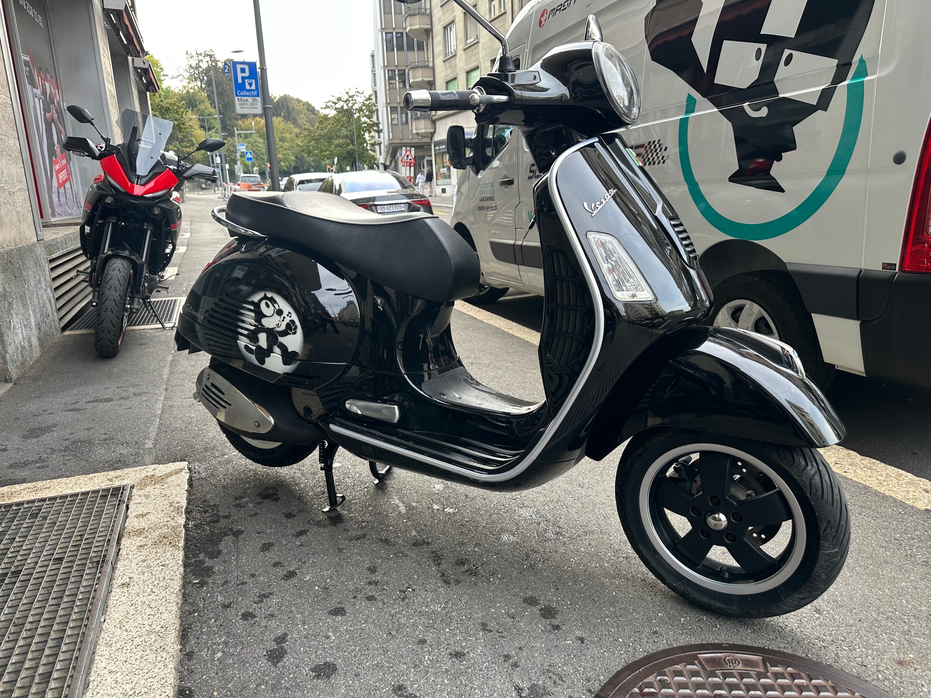 PIAGGIO Vespa GTS Super 125 i.e.-image-0