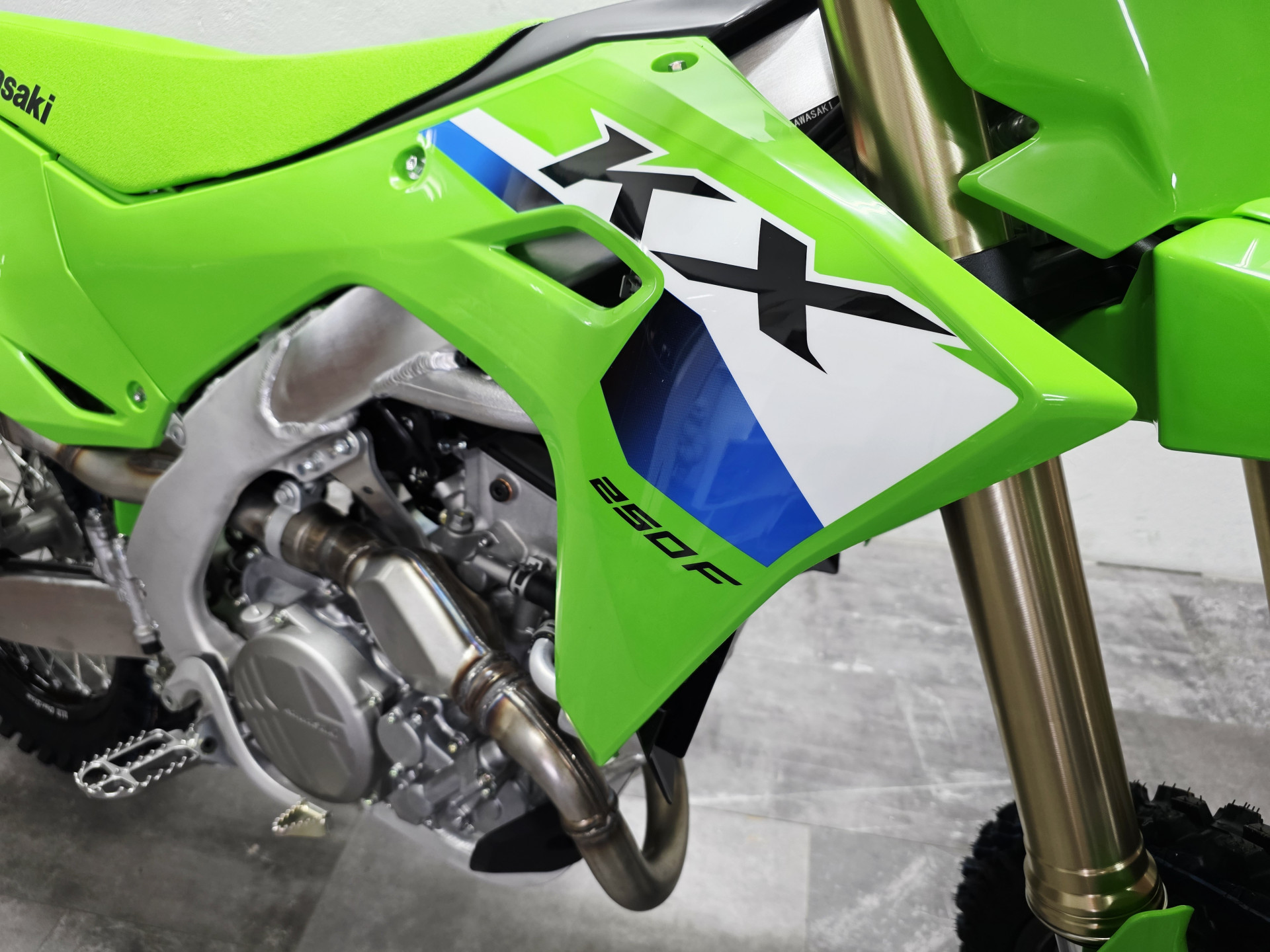 KAWASAKI KX 250 F-image-6
