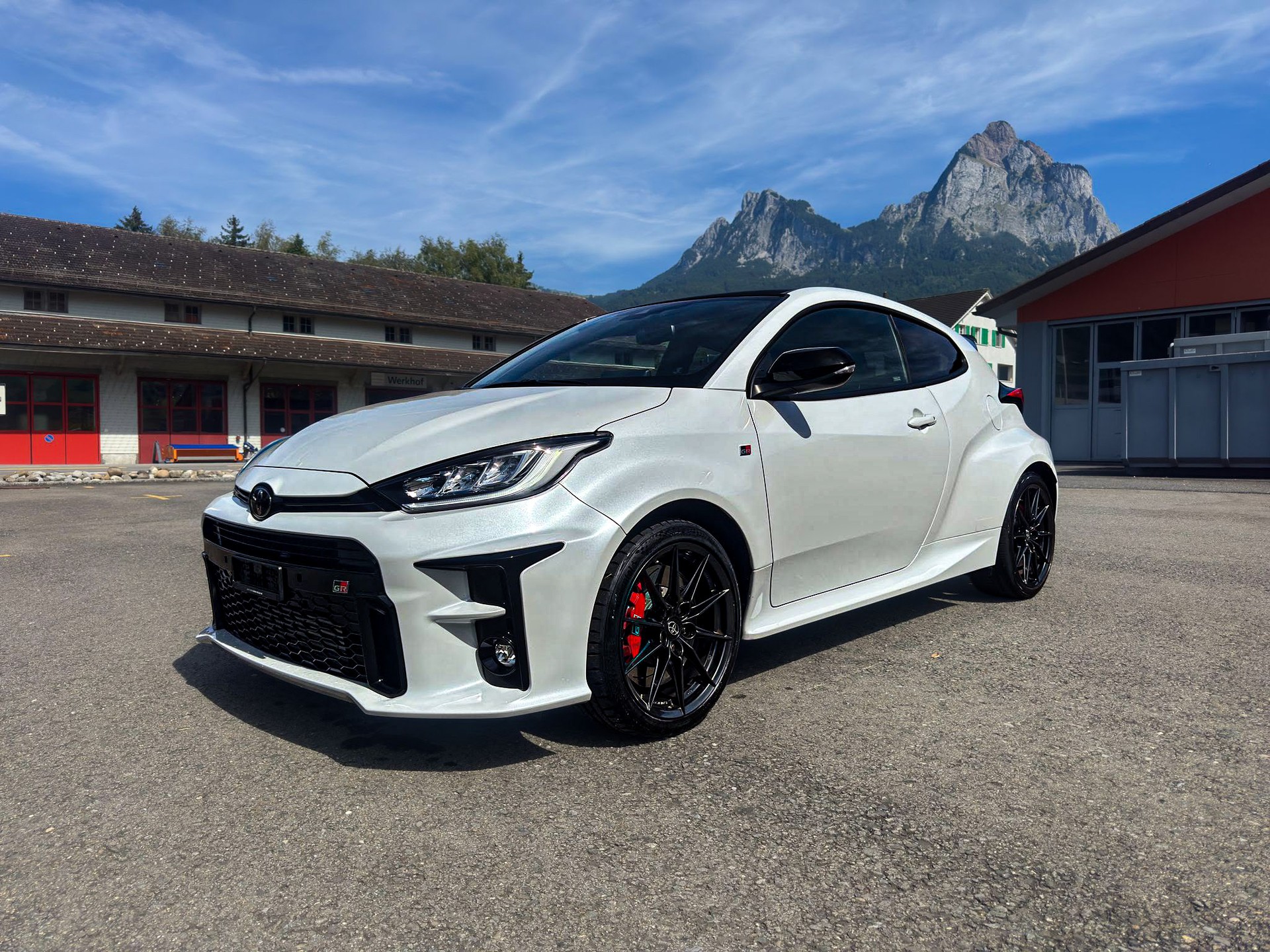 TOYOTA 1.6 Turbo Sport 4x4