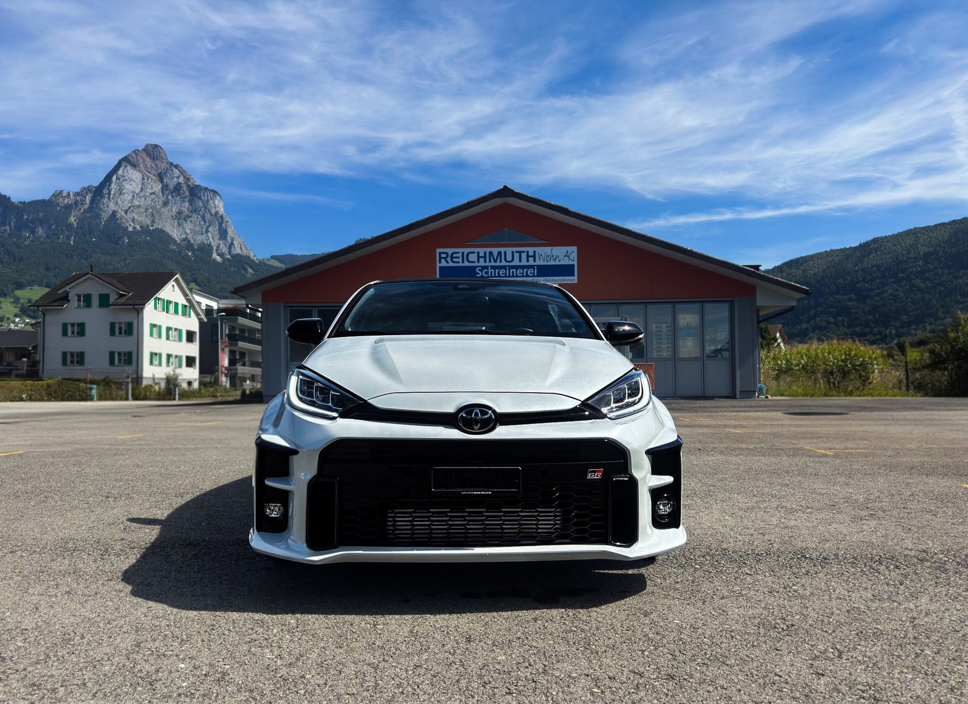 TOYOTA 1.6 Turbo Sport 4x4-image-1