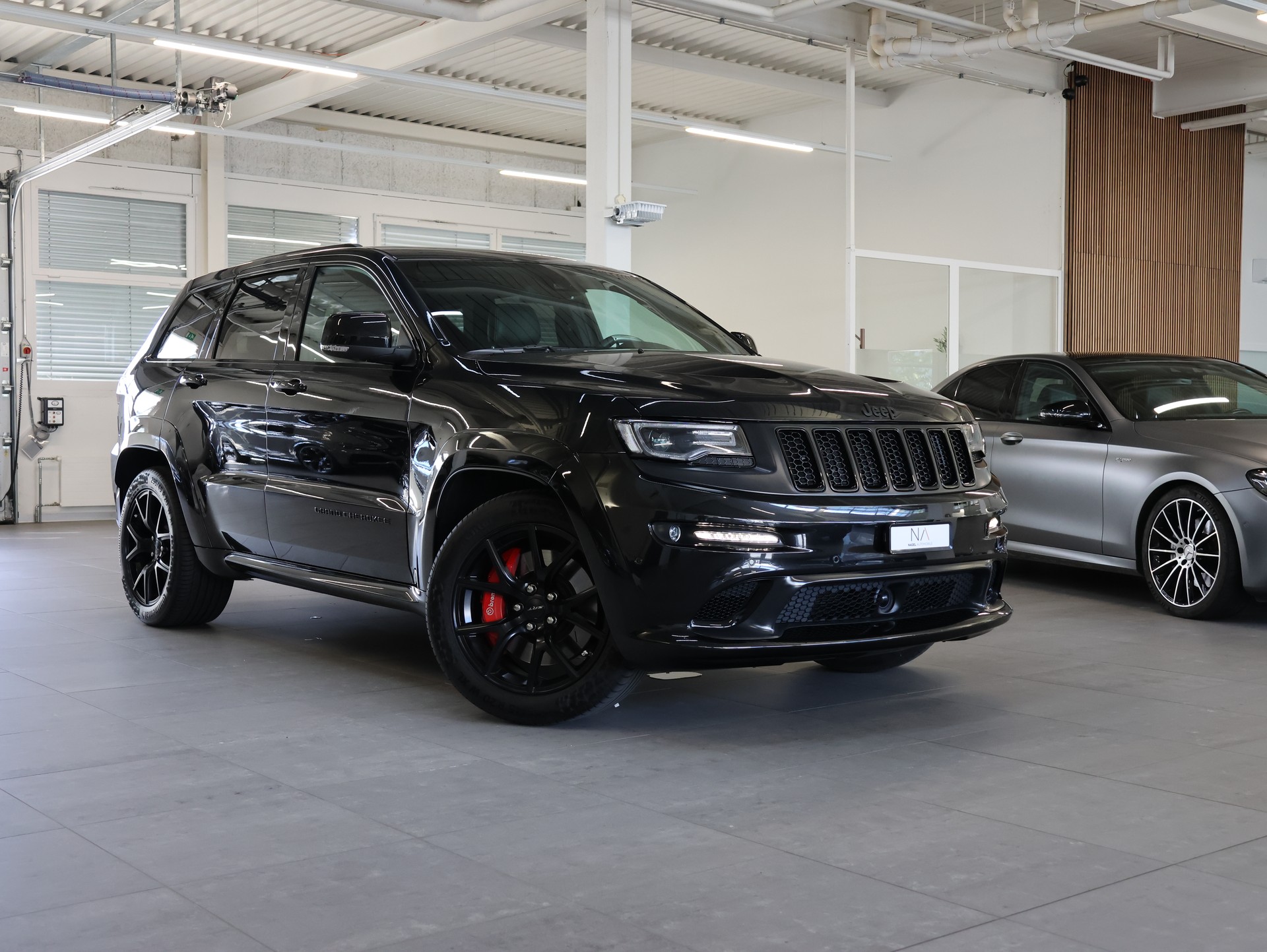 JEEP Grand Cherokee 6.4 V8 HEMI SRT8 Automatic *BULLET2-AUSPUFFANLAGE*