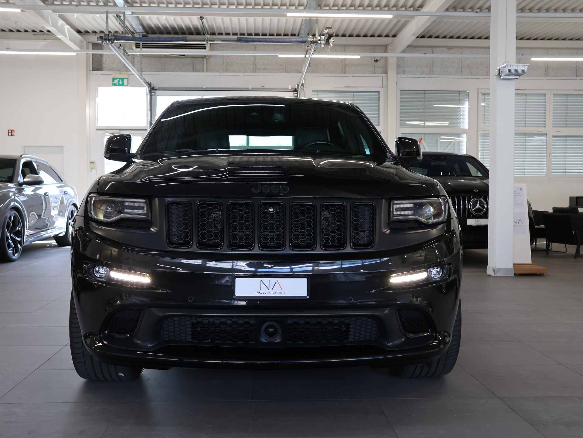 JEEP Grand Cherokee 6.4 V8 HEMI SRT8 Automatic *BULLET2-AUSPUFFANLAGE*-showroom-element-2