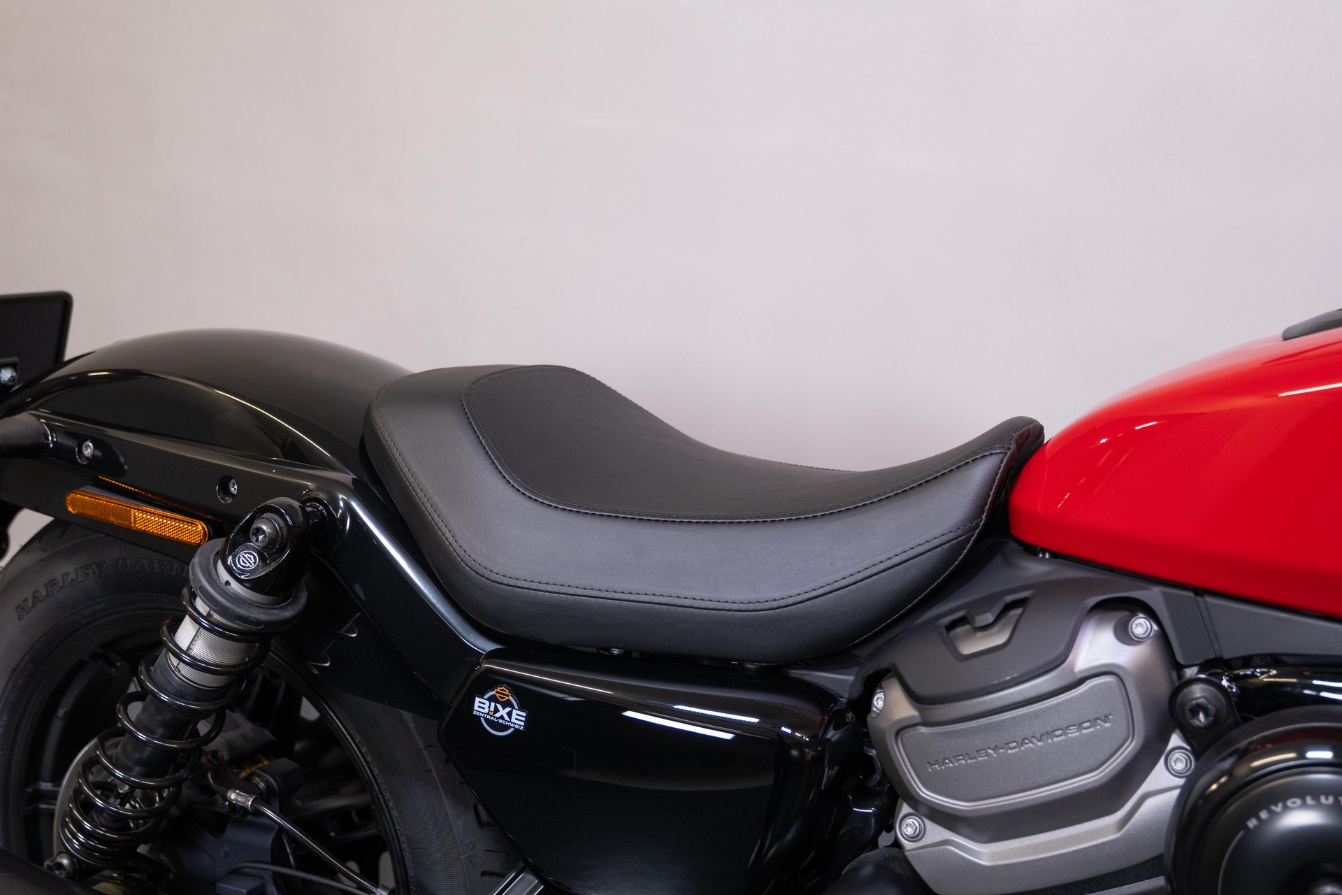HARLEY-DAVIDSON RH 975 Nightster-image-8