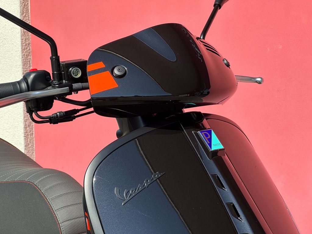 PIAGGIO Vespa GTV 300 ABS-image-2