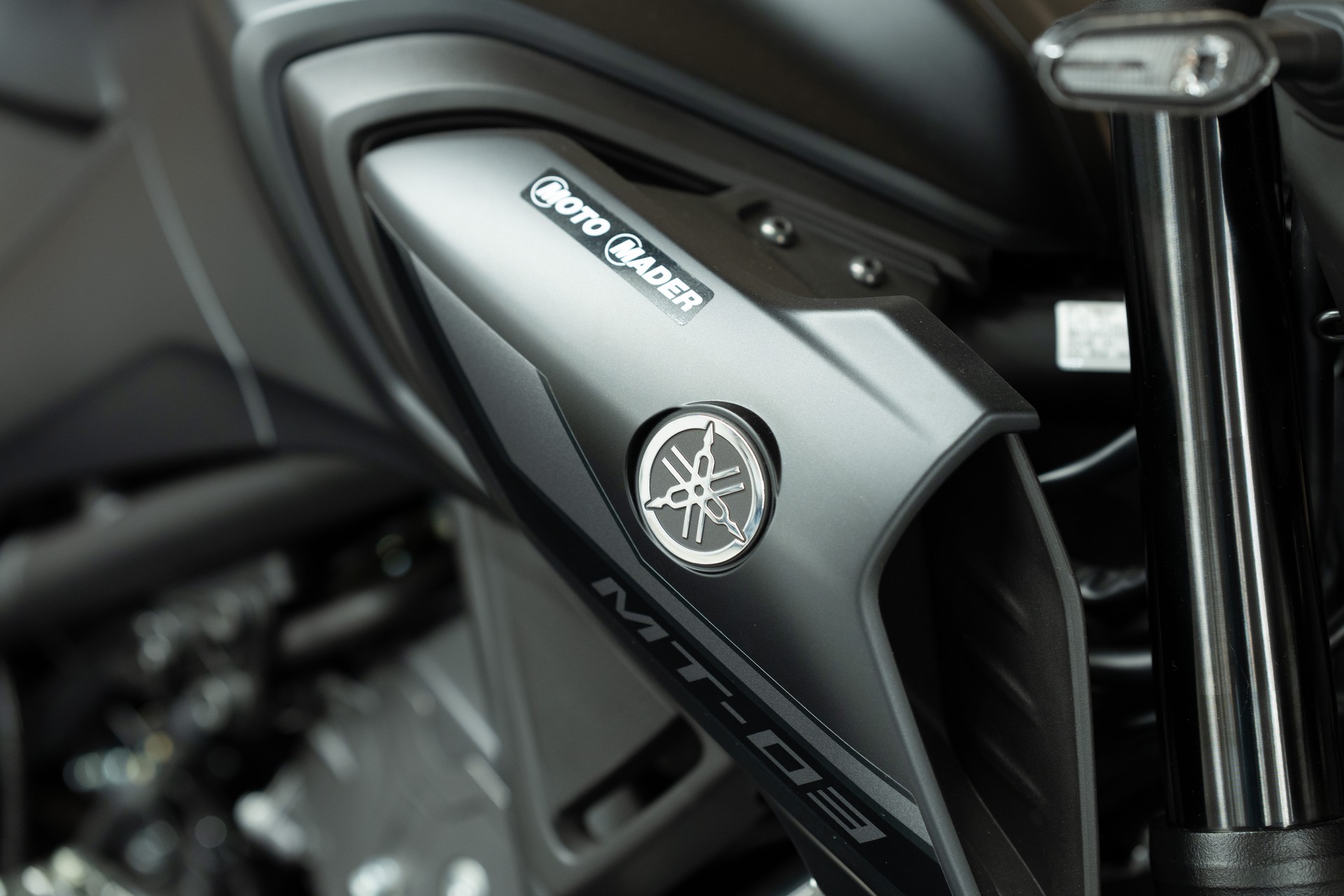 YAMAHA MT-03 mit Fahrwerkstieferlegung-image-5