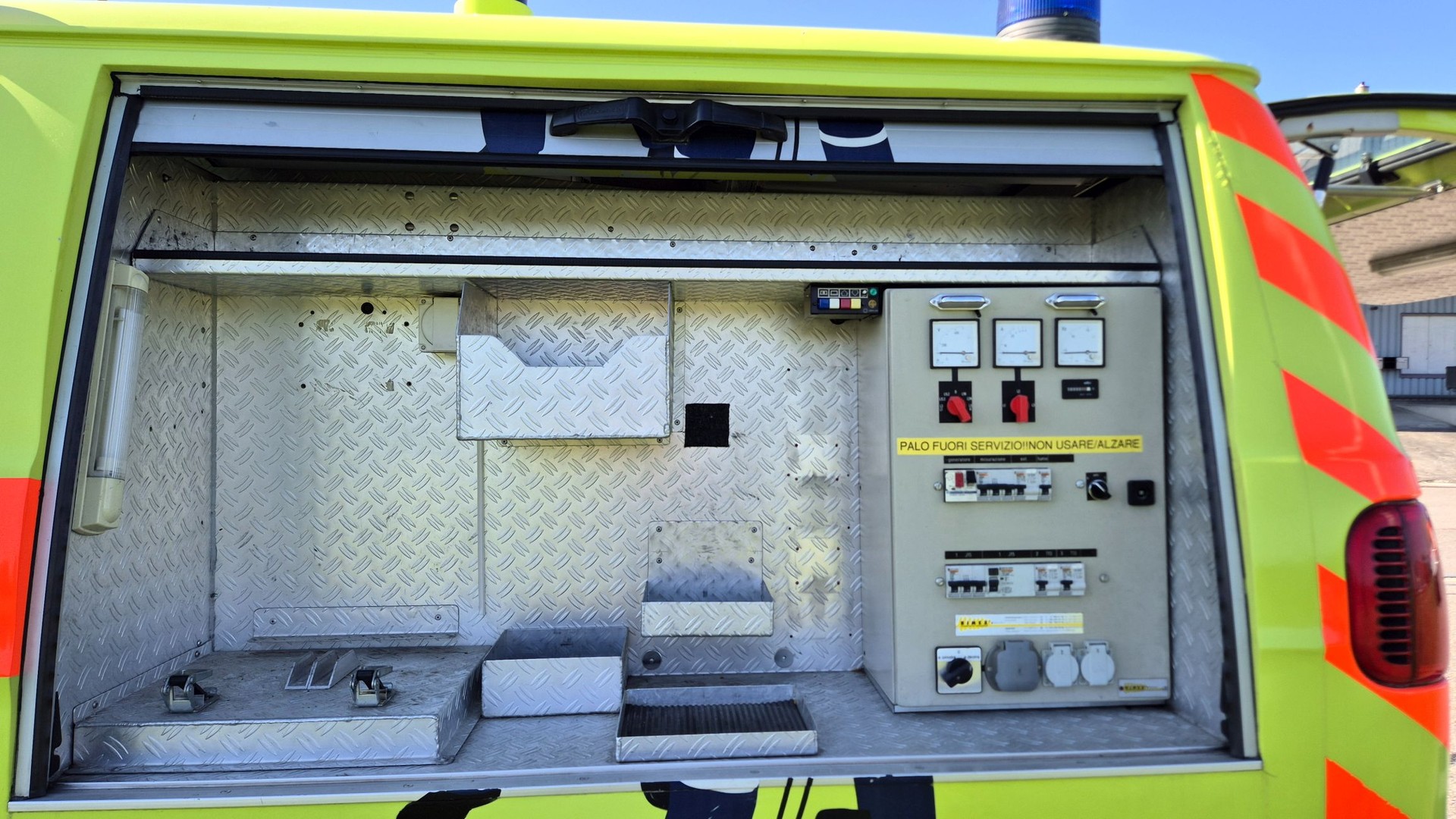DODGE Mowag B350 4x4-image-7