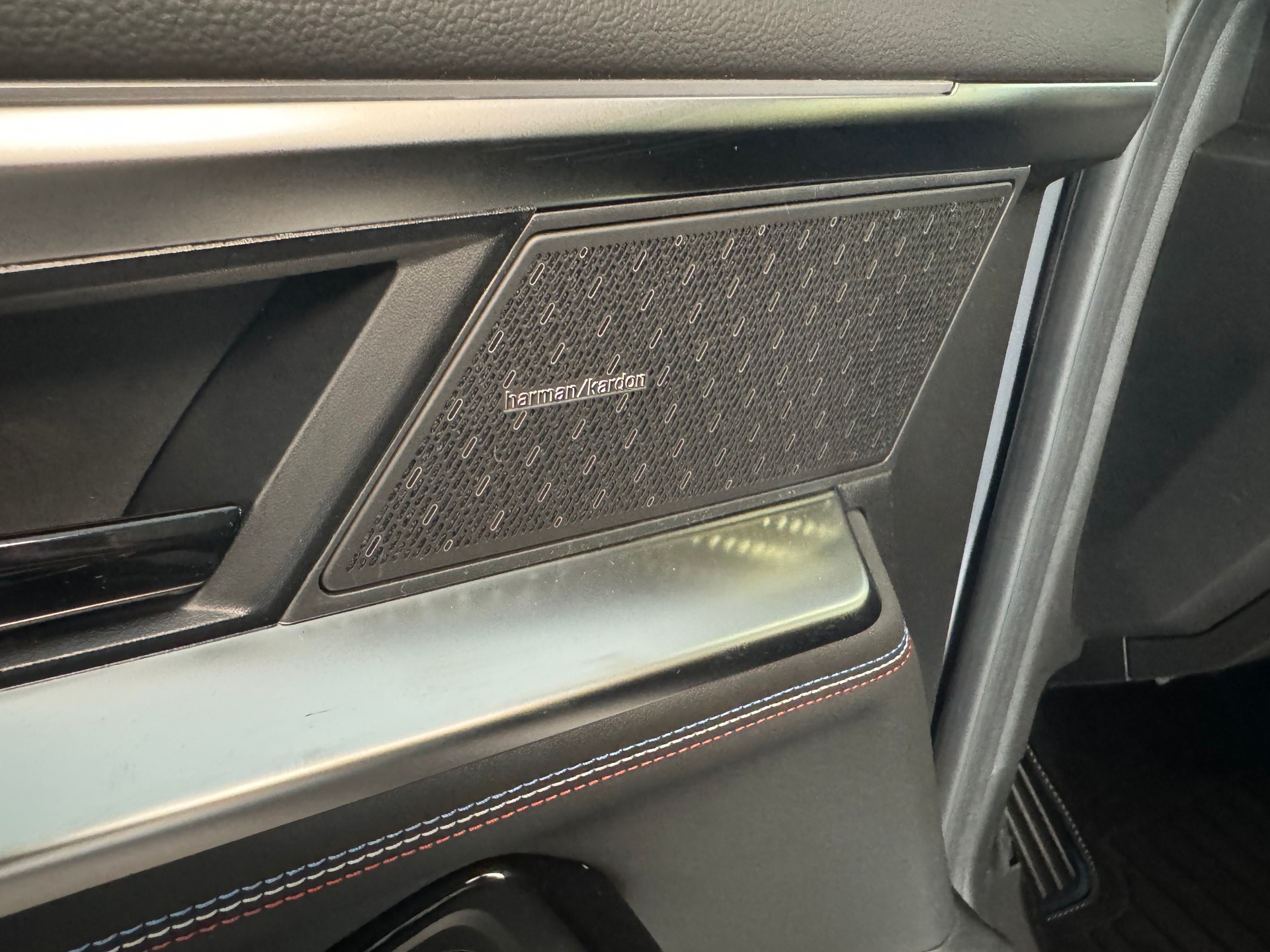 RENAULT RAFALE HYBRID E-TECH Atelier Alpine hyper hybrid E-Tech 4x4 300PS plug-in-image-22