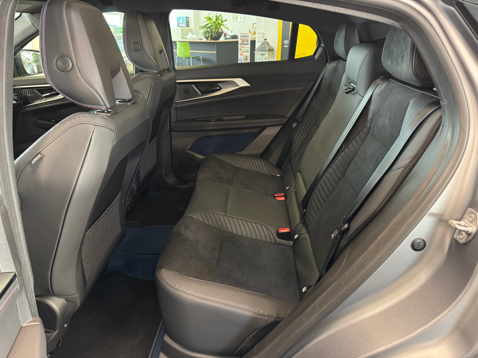 RENAULT RAFALE HYBRID E-TECH Atelier Alpine hyper hybrid E-Tech 4x4 300PS plug-in-image-23