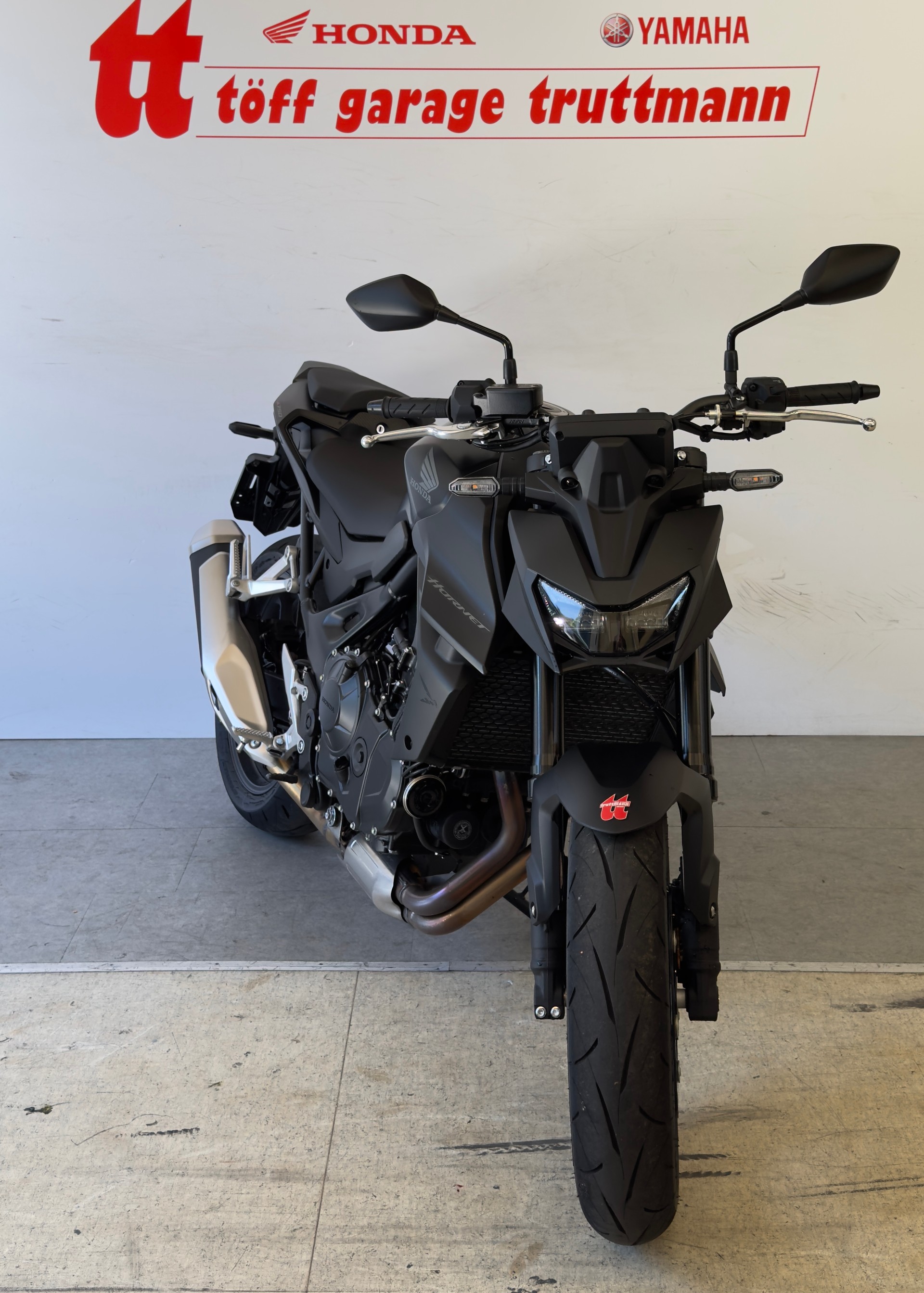 HONDA CB 750 Hornet (35kW)-image-2