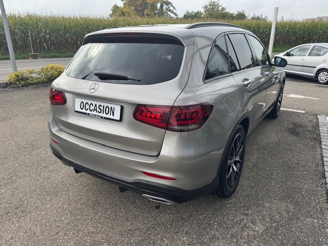 MERCEDES-BENZ GLC 220 d AMG Line 4Matic 9G-Tronic-image-3
