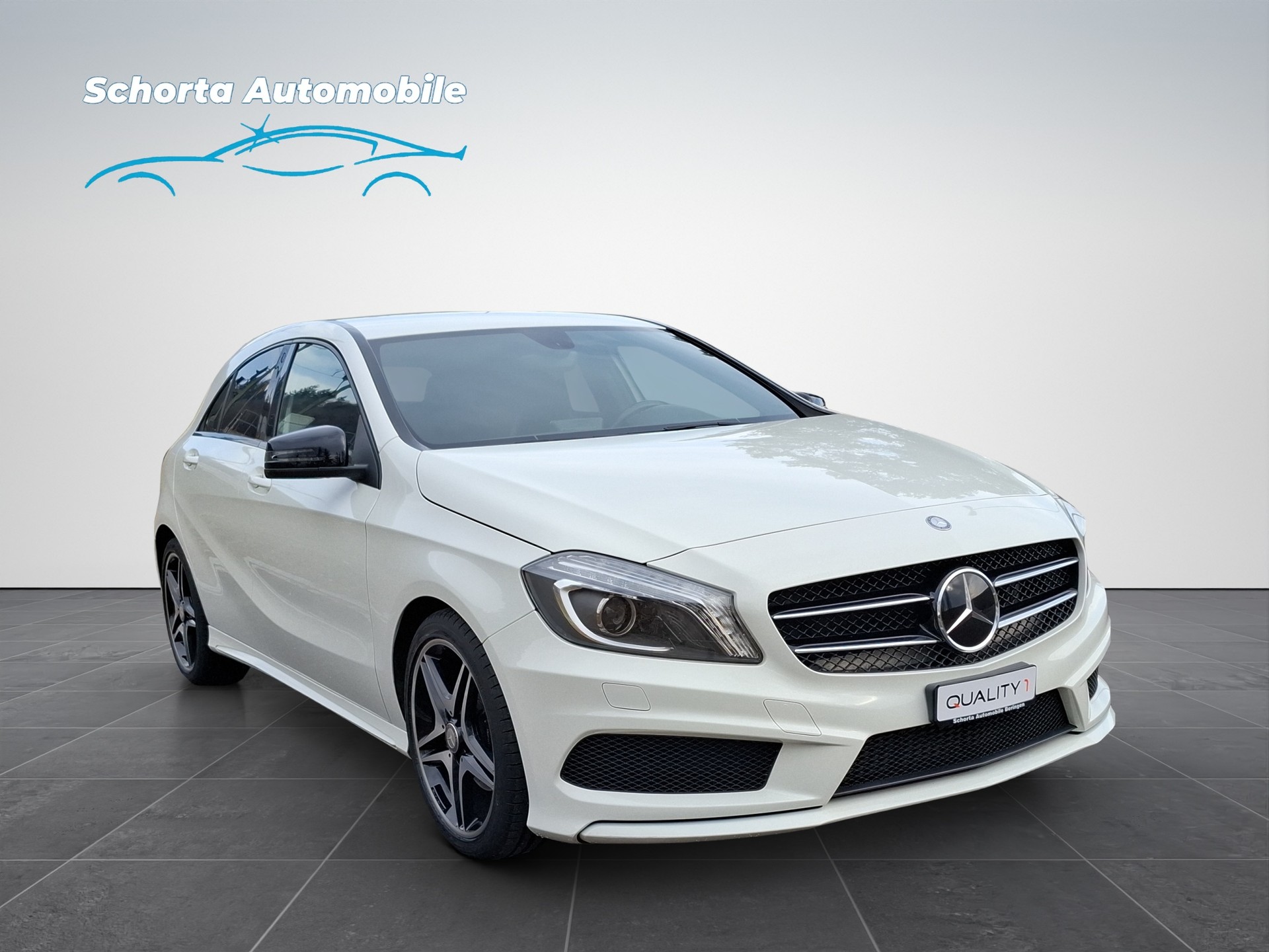 MERCEDES-BENZ A 180 AMG Line-image-6