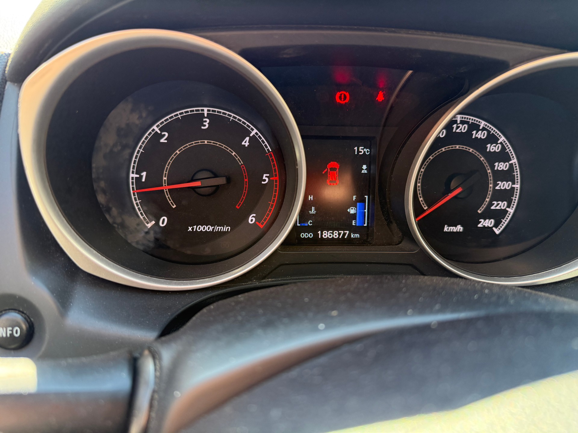 MITSUBISHI ASX 1.8 DID Intense 4WD-image-8