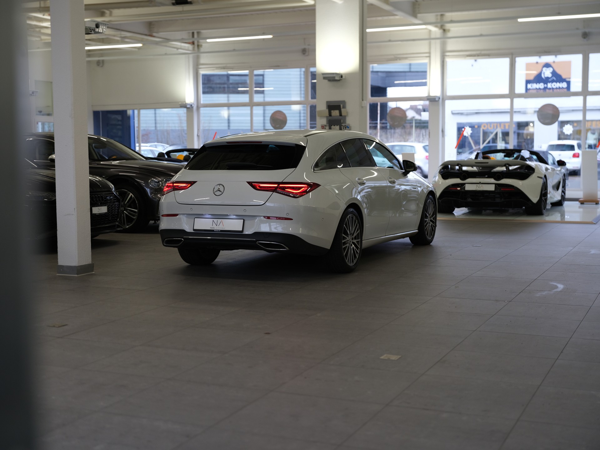 MERCEDES-BENZ CLA Shooting Brake 180 7G-DCT Progressive *Advantage Paket* *Park Paket*-image-13