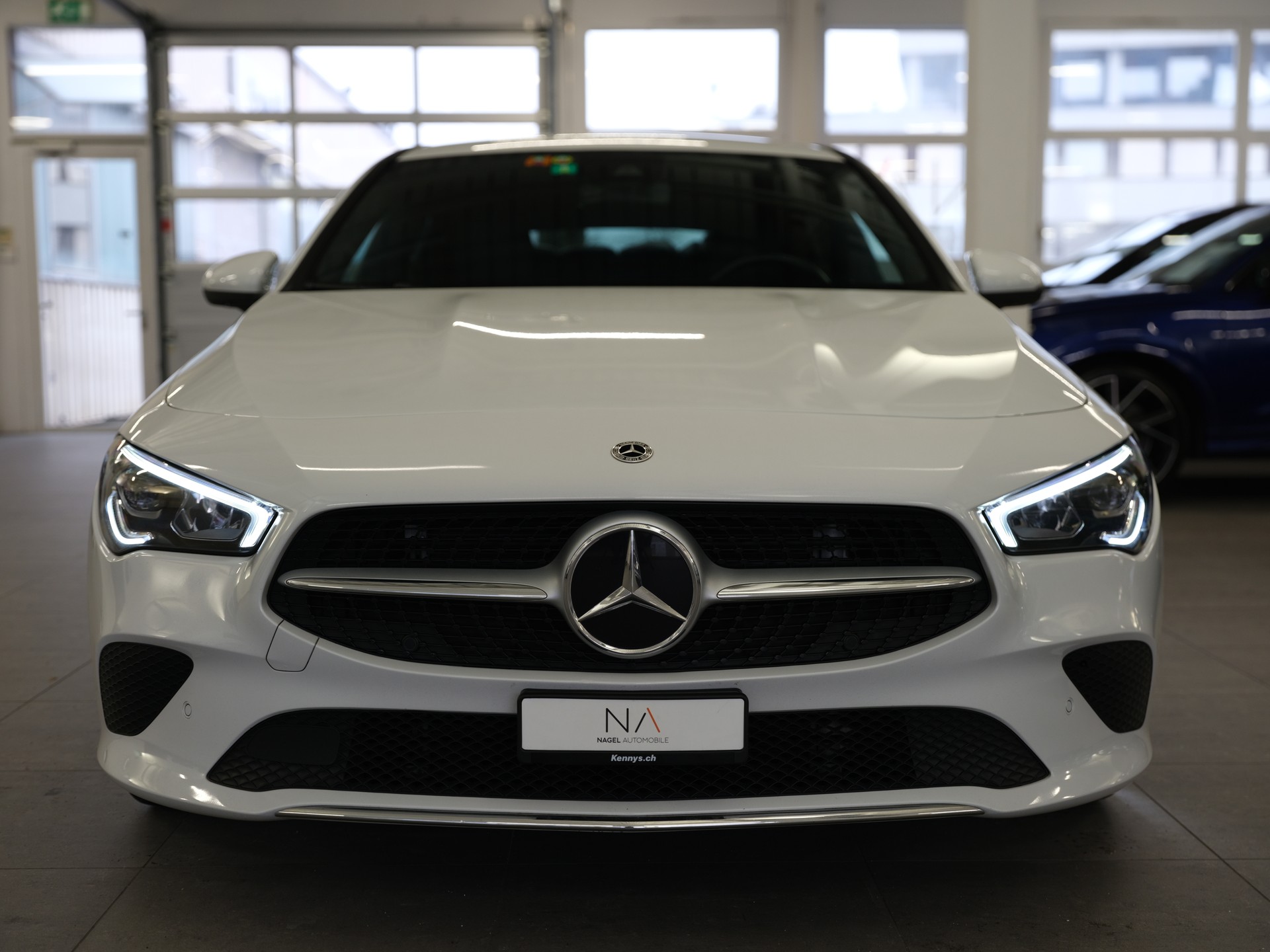 MERCEDES-BENZ CLA Shooting Brake 180 7G-DCT Progressive *Advantage Paket* *Park Paket*-showroom-element-2