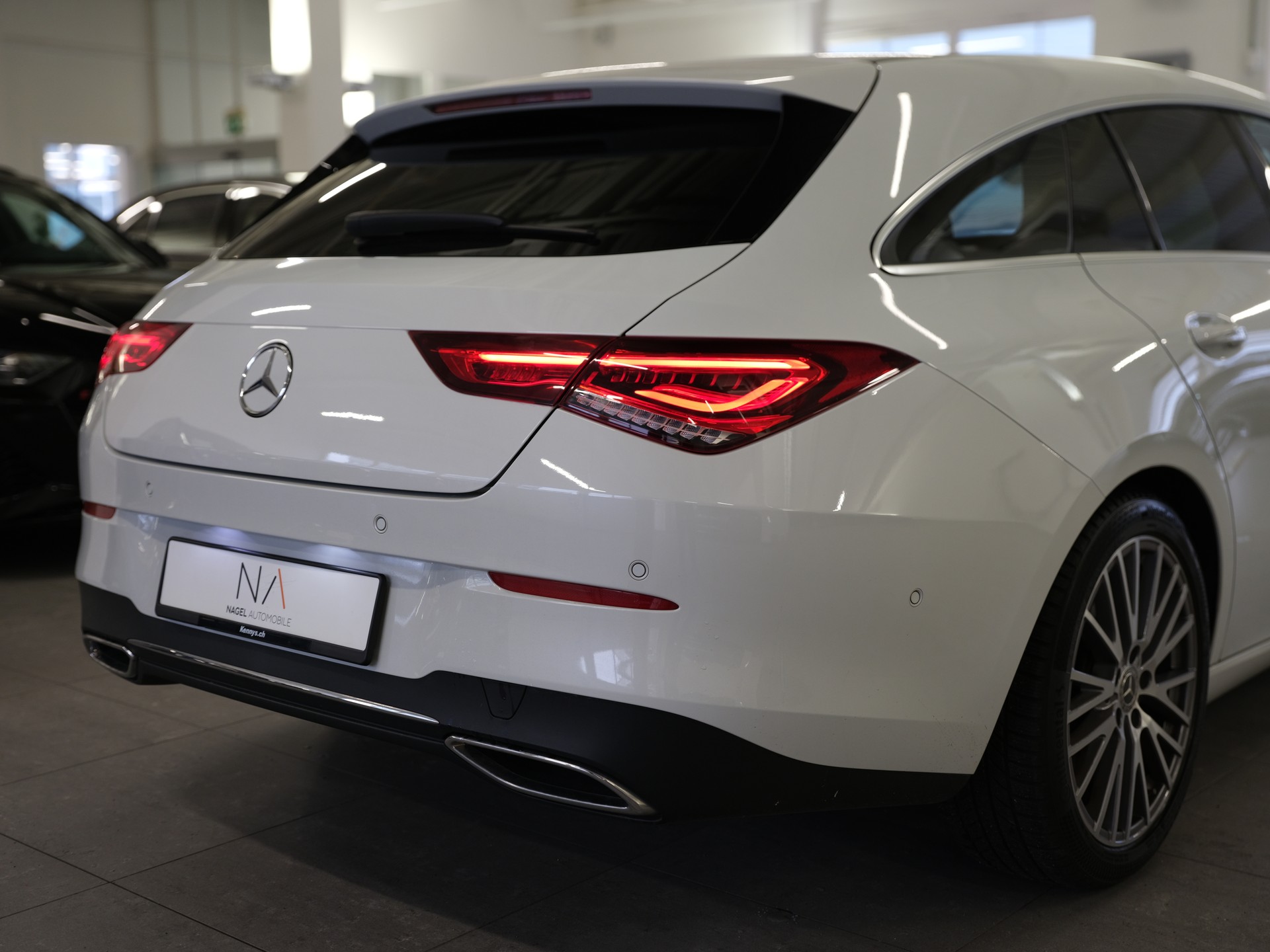 MERCEDES-BENZ CLA Shooting Brake 180 7G-DCT Progressive *Advantage Paket* *Park Paket*-image-12
