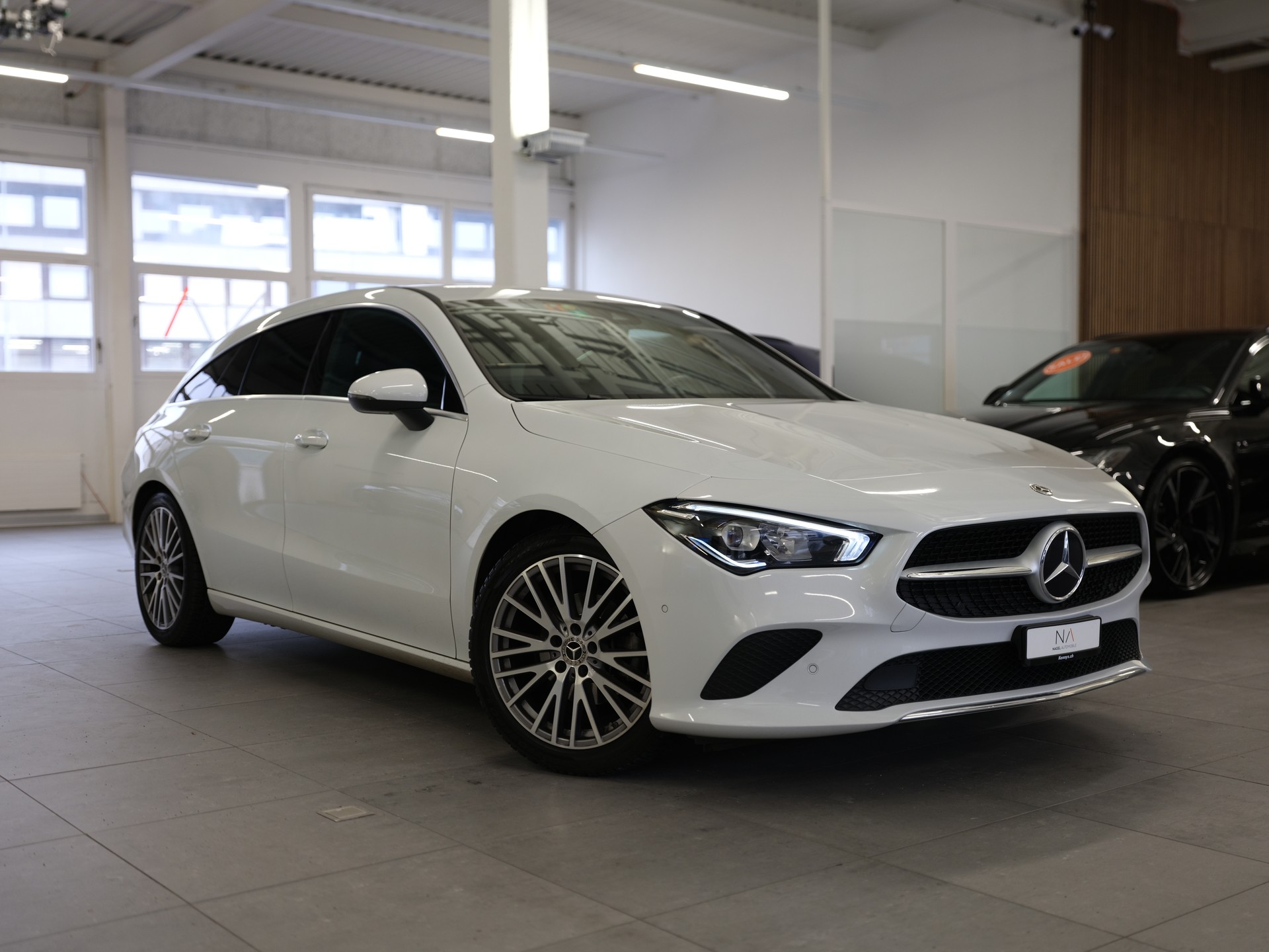 MERCEDES-BENZ CLA Shooting Brake 180 7G-DCT Progressive *Advantage Paket* *Park Paket*
