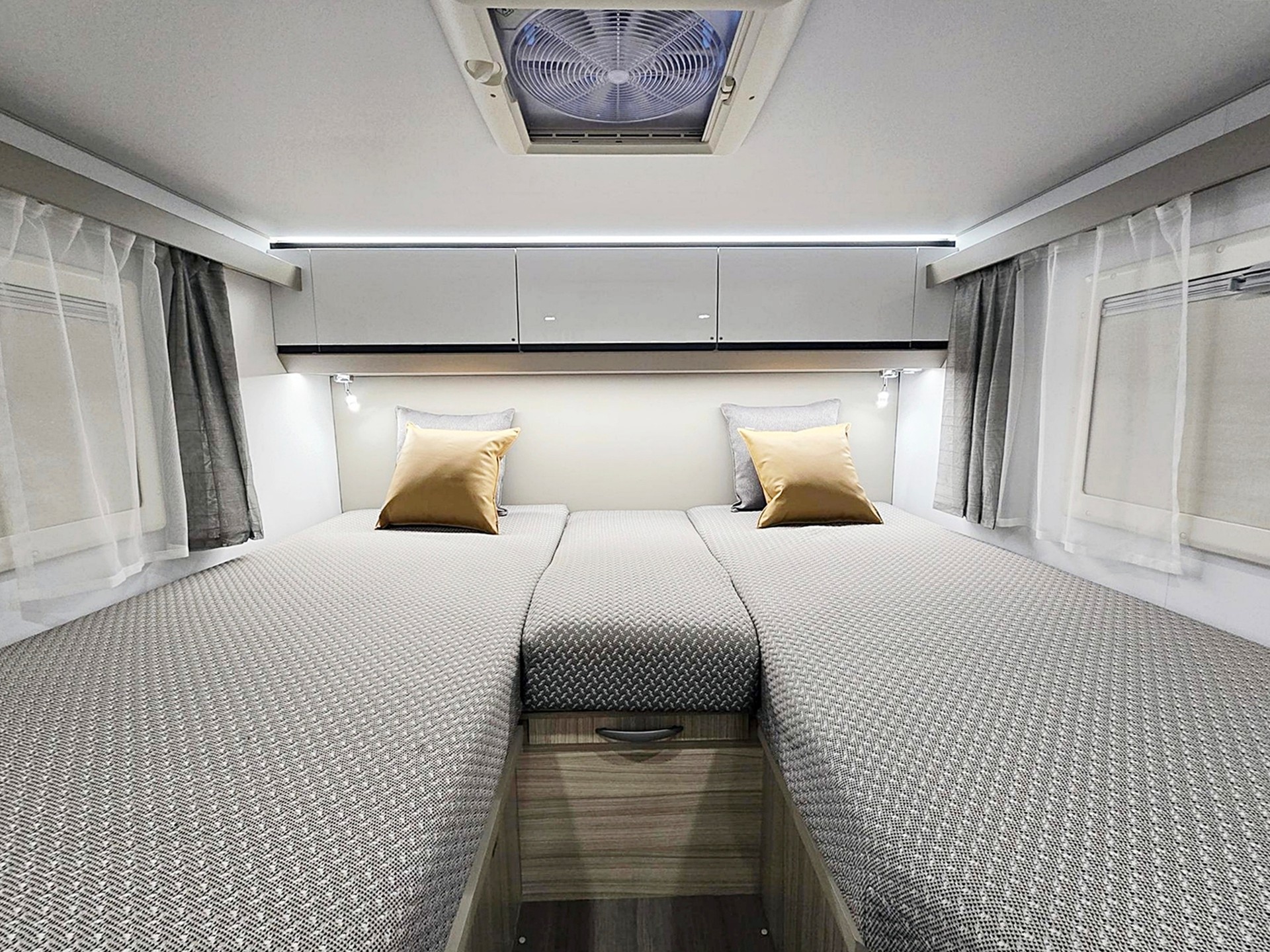 ADRIA COMPACT DL 2,2 DIESEL FIAT DUCATO MJ 140-image-4