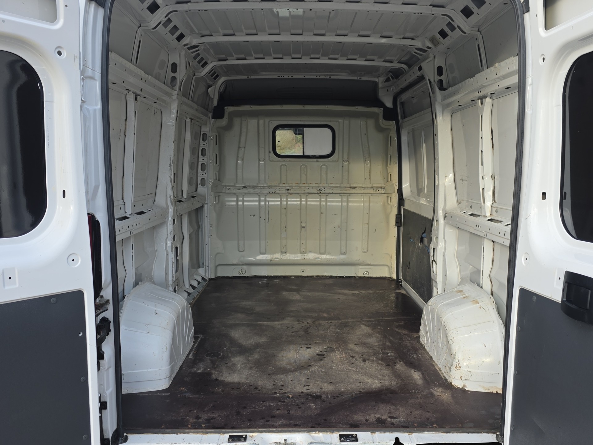 FIAT Ducato 35 2.3 MJ Comfort Matic-image-14