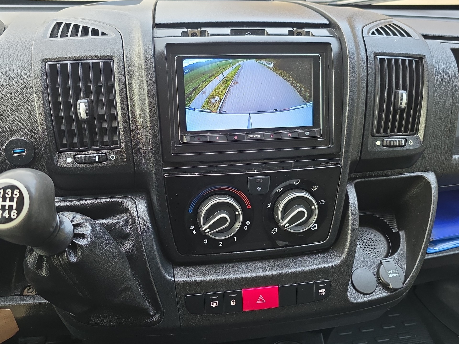 FIAT Ducato 35 2.3 MJ Comfort Matic-image-8
