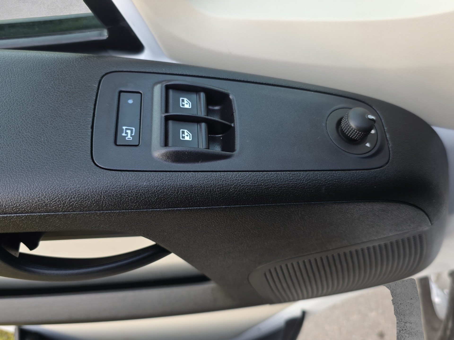 FIAT Ducato 35 2.3 MJ Comfort Matic-image-9