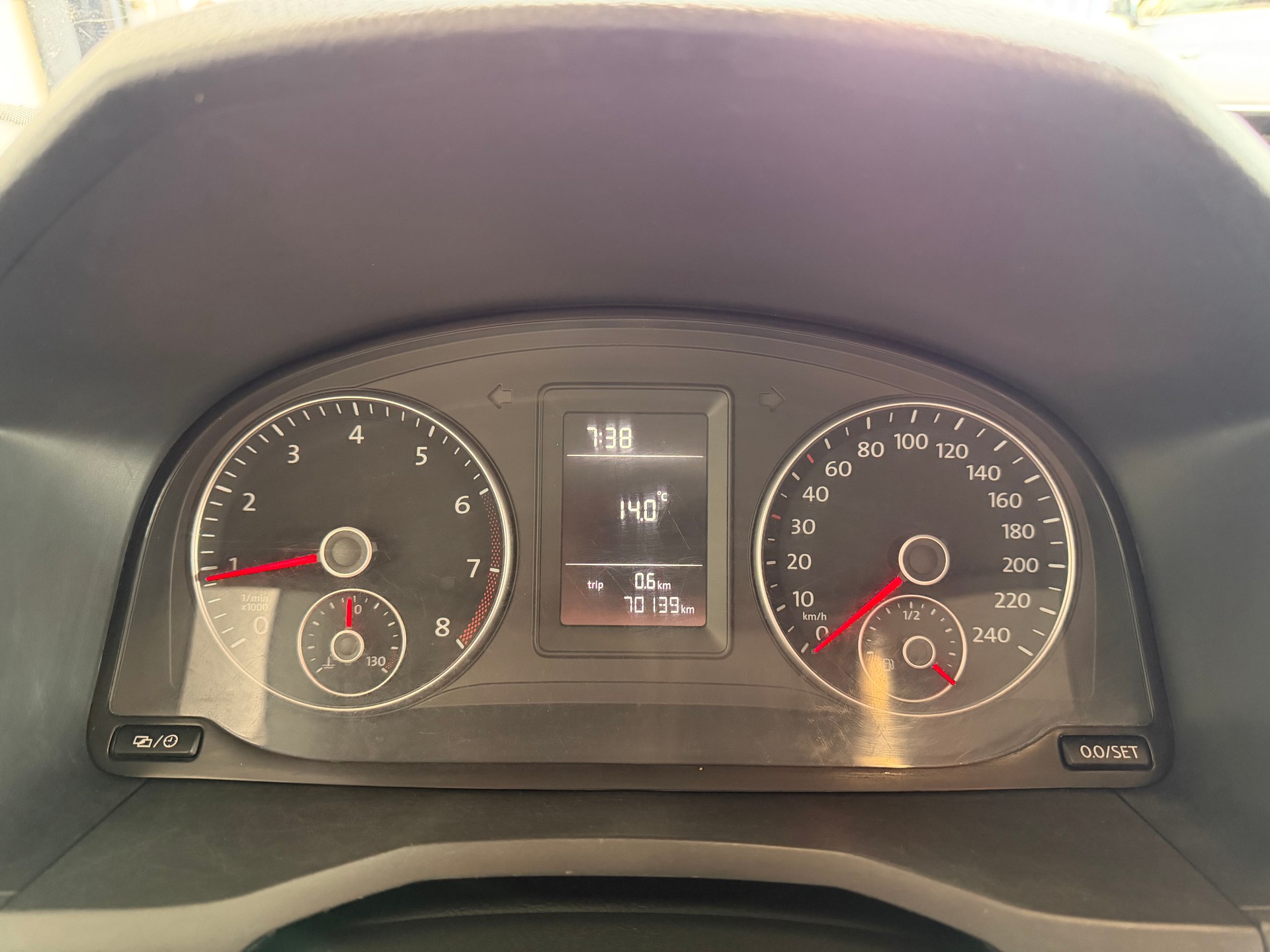 VW Caddy Maxi 1.0TSI BlueMotion Technology-image-12