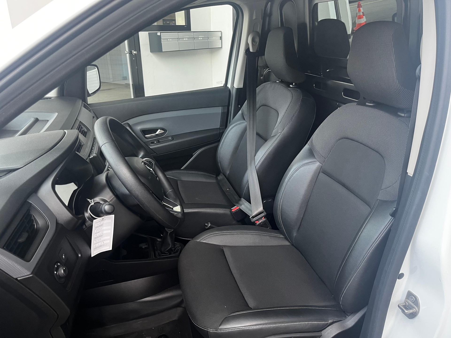 RENAULT Express Kaw. 1.3 TCe Blue 100 Extra-image-5
