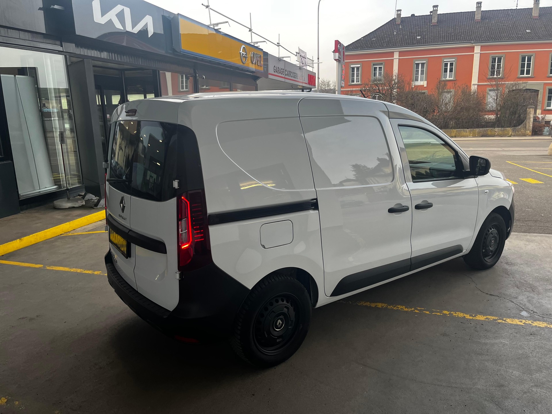 RENAULT Express Kaw. 1.3 TCe Blue 100 Extra-image-2