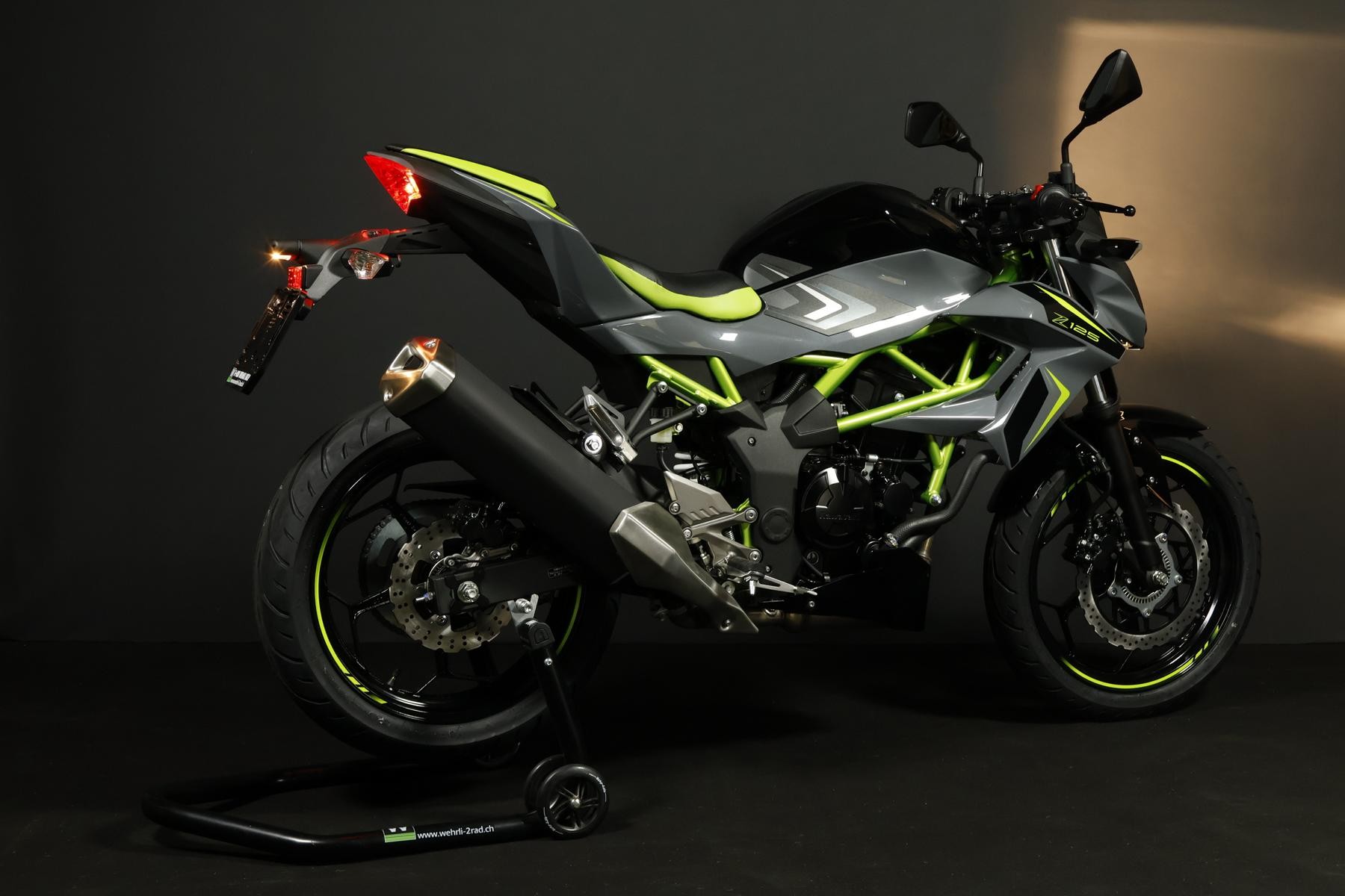 KAWASAKI Z 125-image-12