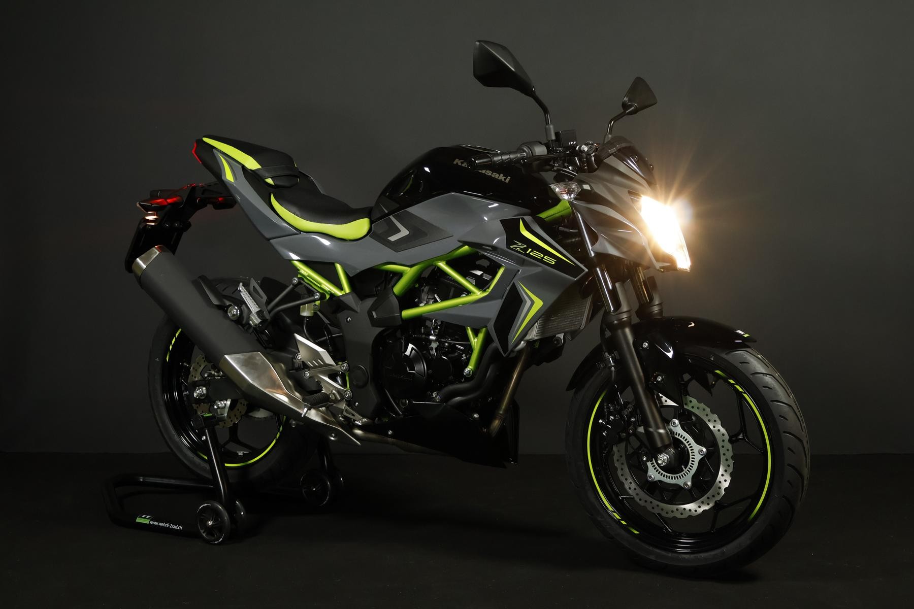 KAWASAKI Z 125-image-2