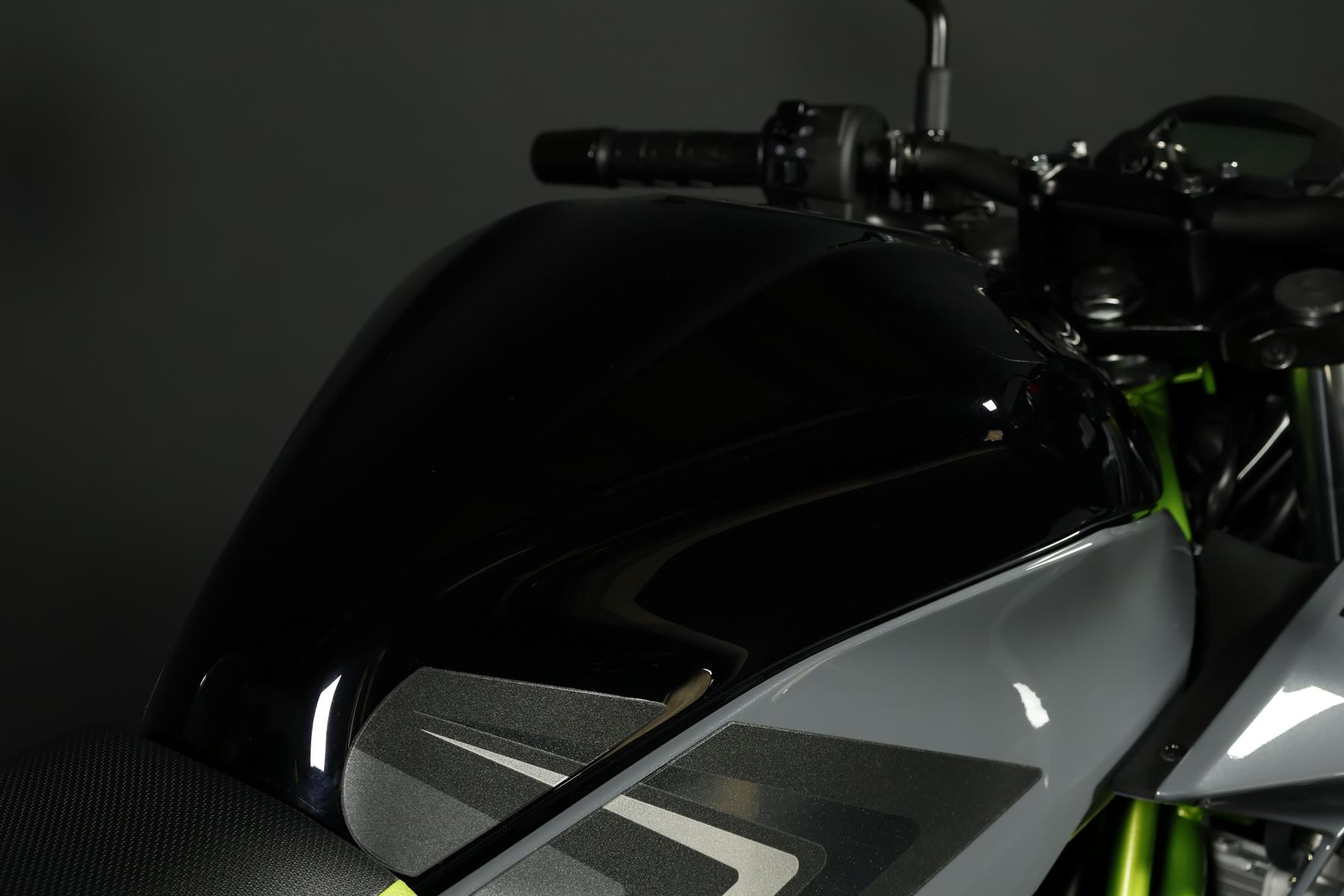 KAWASAKI Z 125-image-7