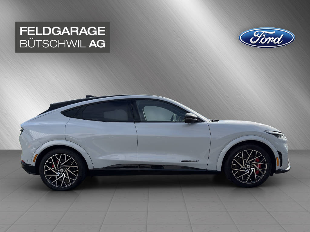 FORD Mustang Mach-E Extended GT AWD-image-4