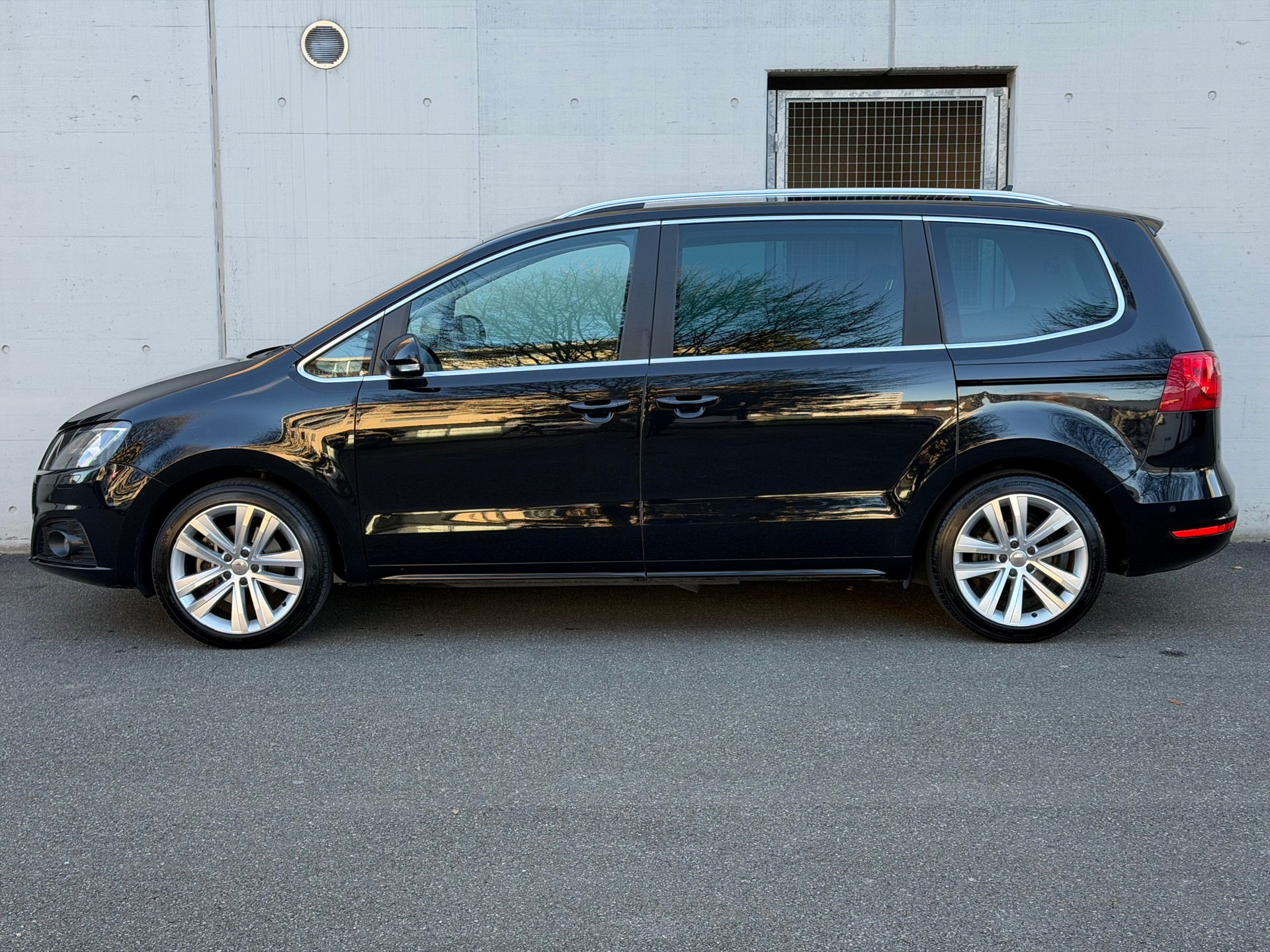 SEAT Alhambra 1.4 TSI Style Viva Eco DSG-image-2