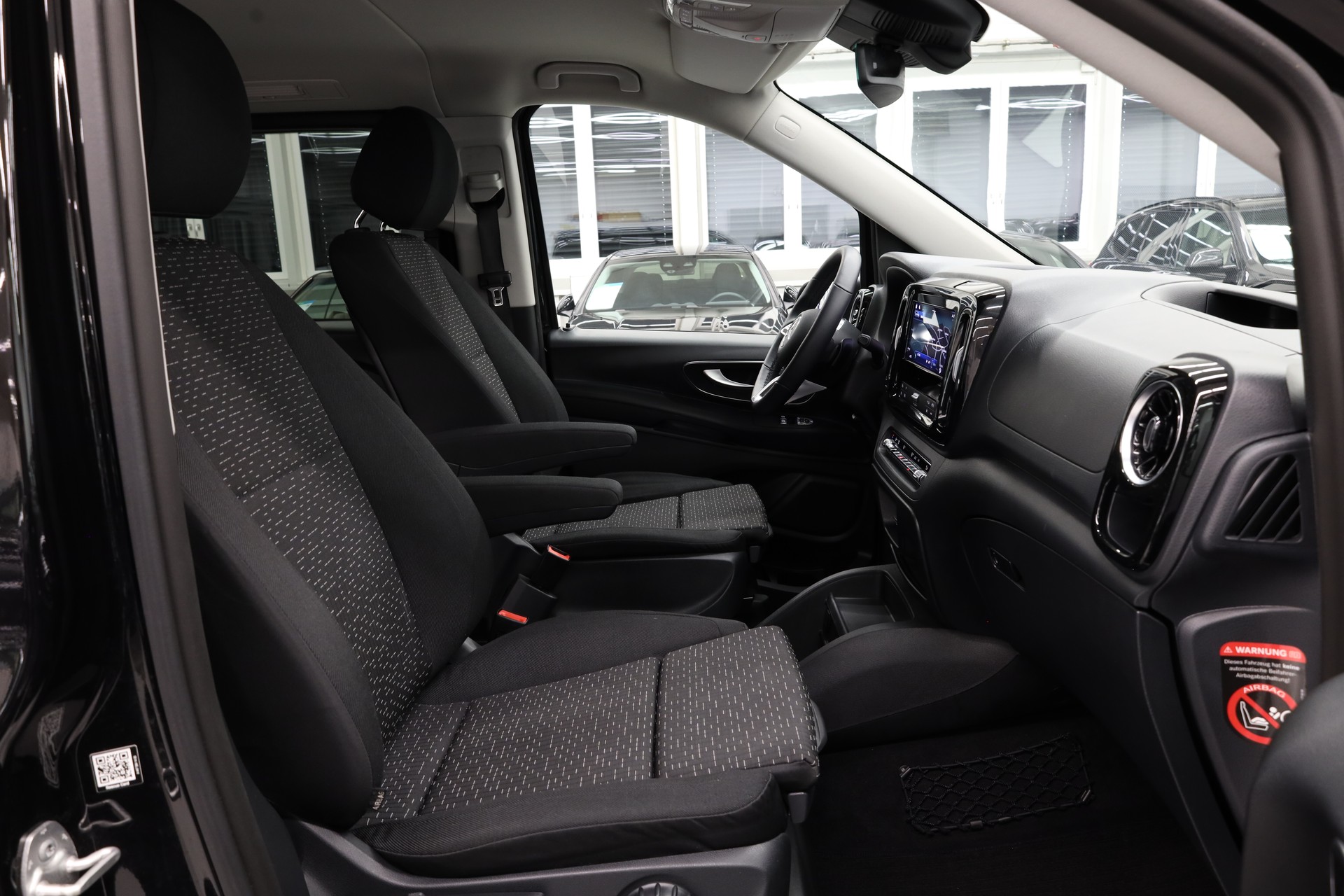 MERCEDES-BENZ Vito 119 CDI Lang Select Tourer 9G-Tronic 4Matic-image-13
