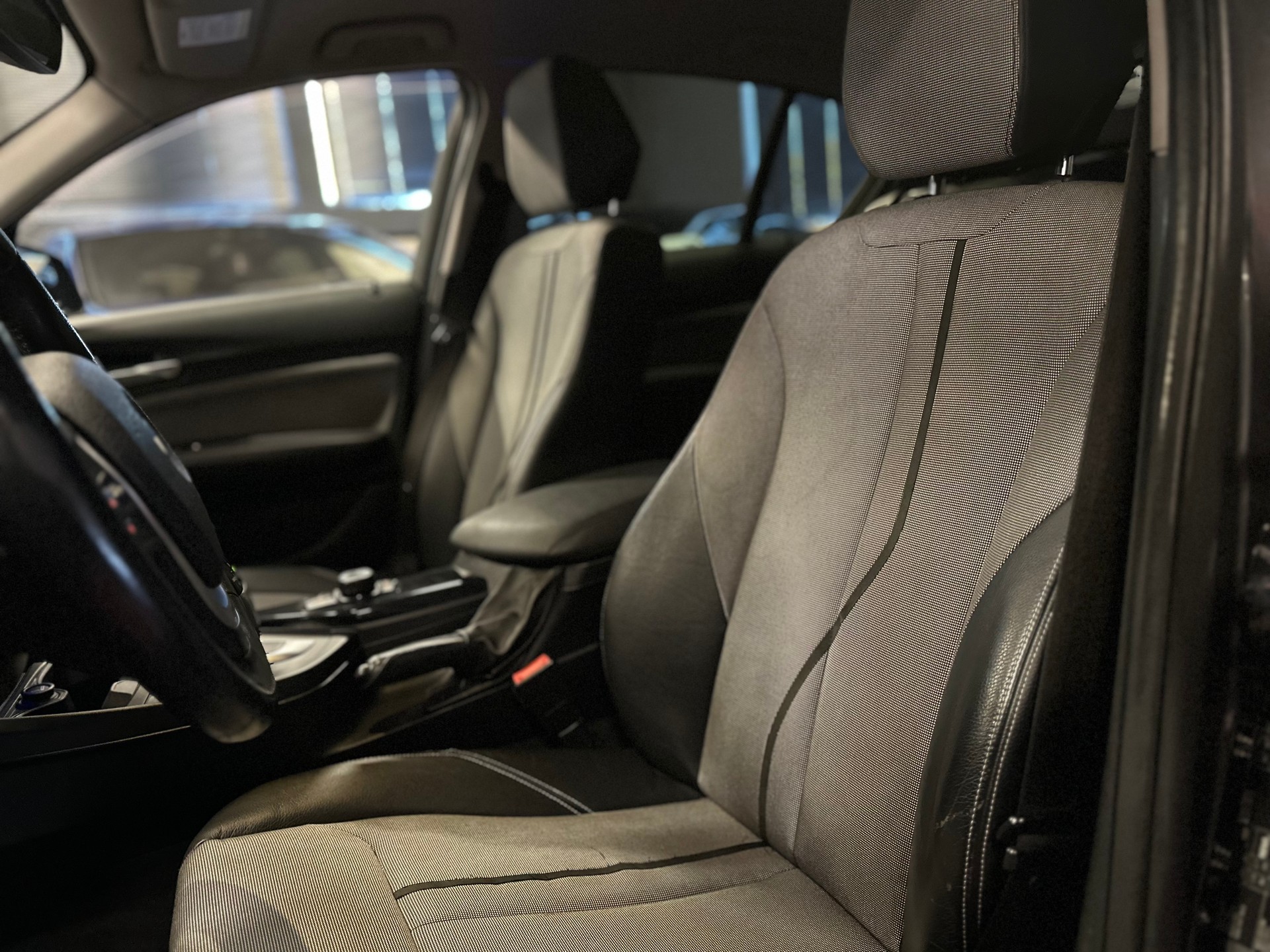 BMW 116i Urban Line Steptronic-image-15