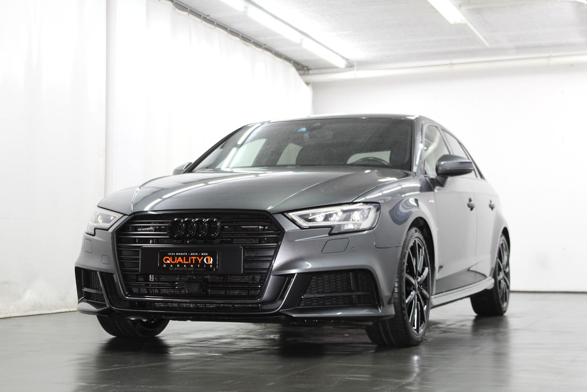 AUDI A3 Sportback 40 TFSI Sport quattro S-tronic S line Sportpaket / CH-Fahrzeug-showroom-element-3