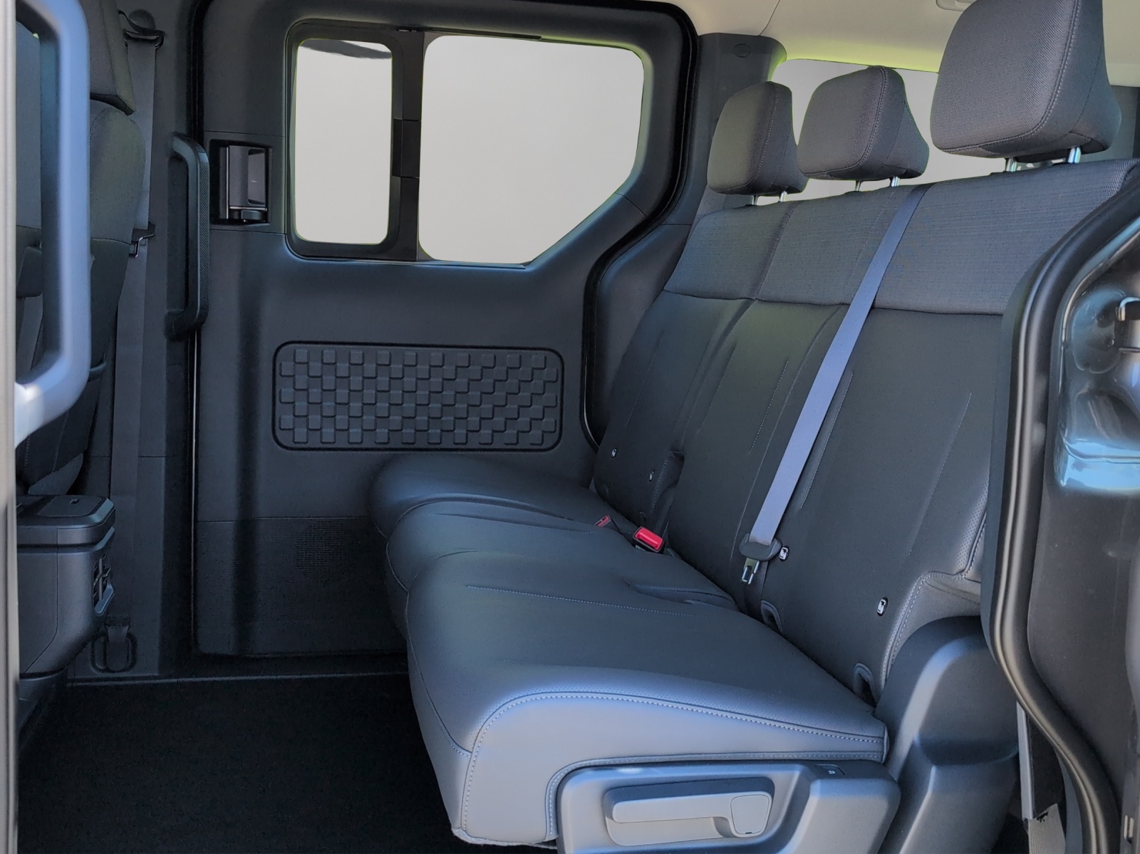 KIA PV5 71.2 kWh Elite / Wärmepumpe / 360° Rundumsichtkamera / CH-Herstellergarantie / 2.99% Power-Leasing-image-11