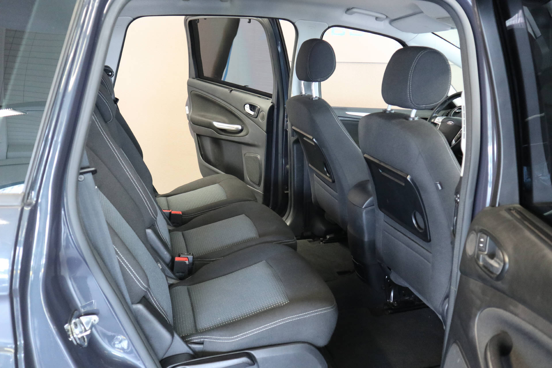 FORD S-Max 1.6 EcoB SCTi Knie Ed. S/S-image-8