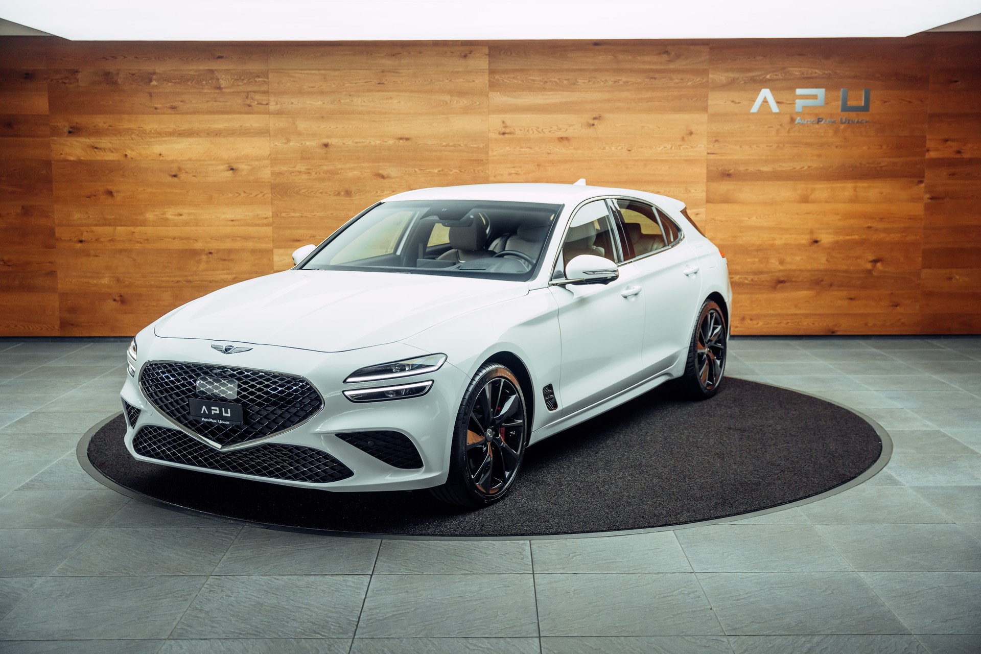 GENESIS G70 Shooting Brake 2.2 CRDI Sport AT8 AWD-showroom-element-3