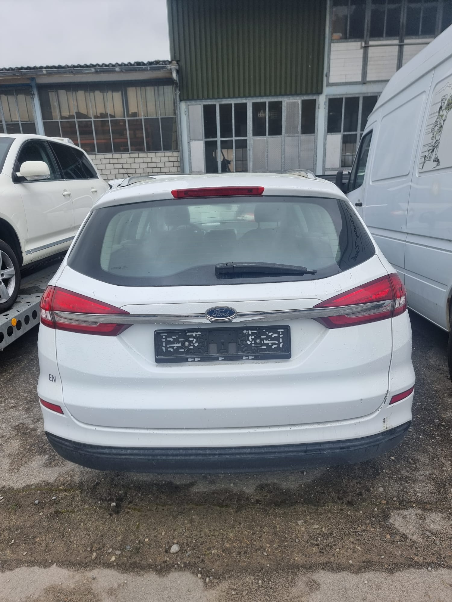 FORD Mondeo 2.0 TDCi Titanium-image-4