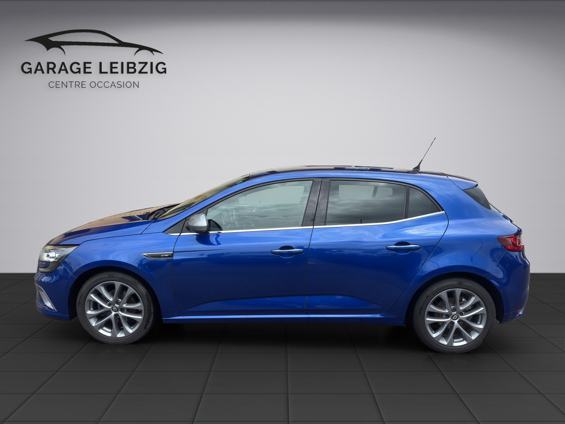 RENAULT Mégane 1.3 TCe 140 GT Line-image-1