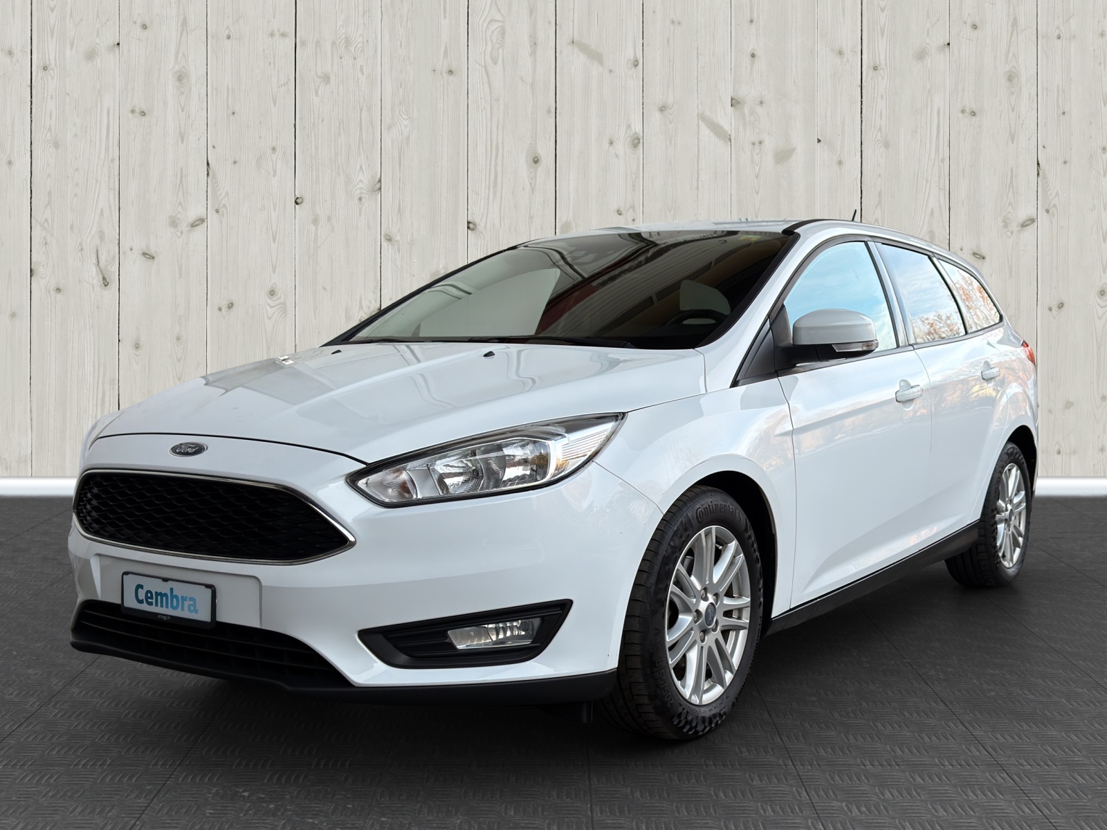 FORD Focus 1.0 SCTi Red Edition Automatic-image-2