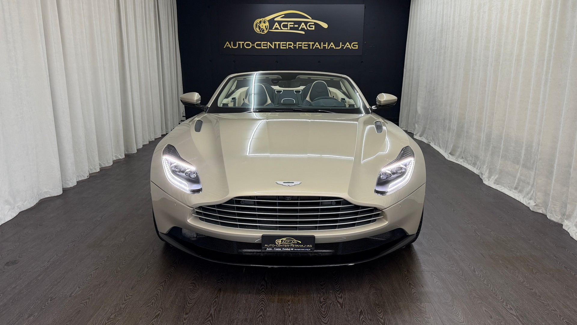 ASTON MARTIN DB11 V8 Volante Touchtronic 3-image-1