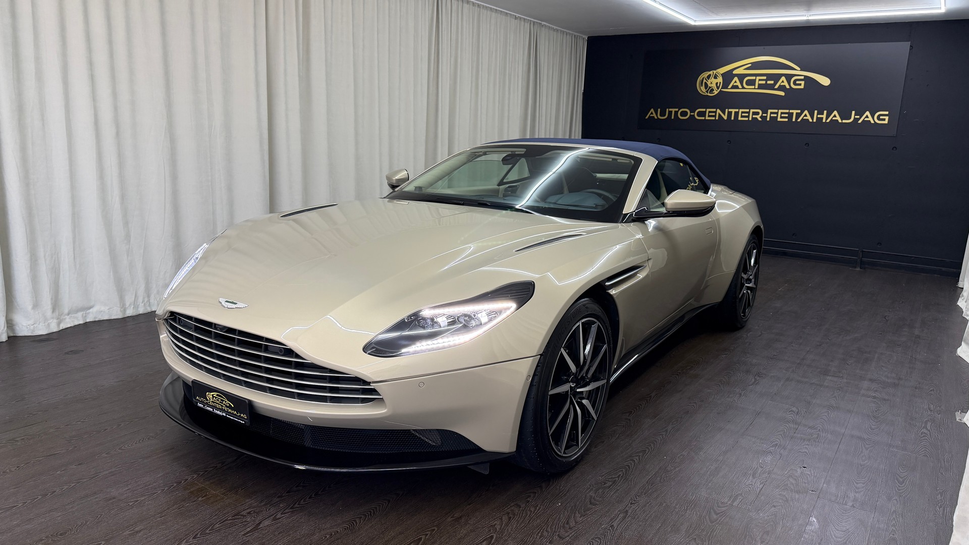 ASTON MARTIN DB11 V8 Volante Touchtronic 3-image-19