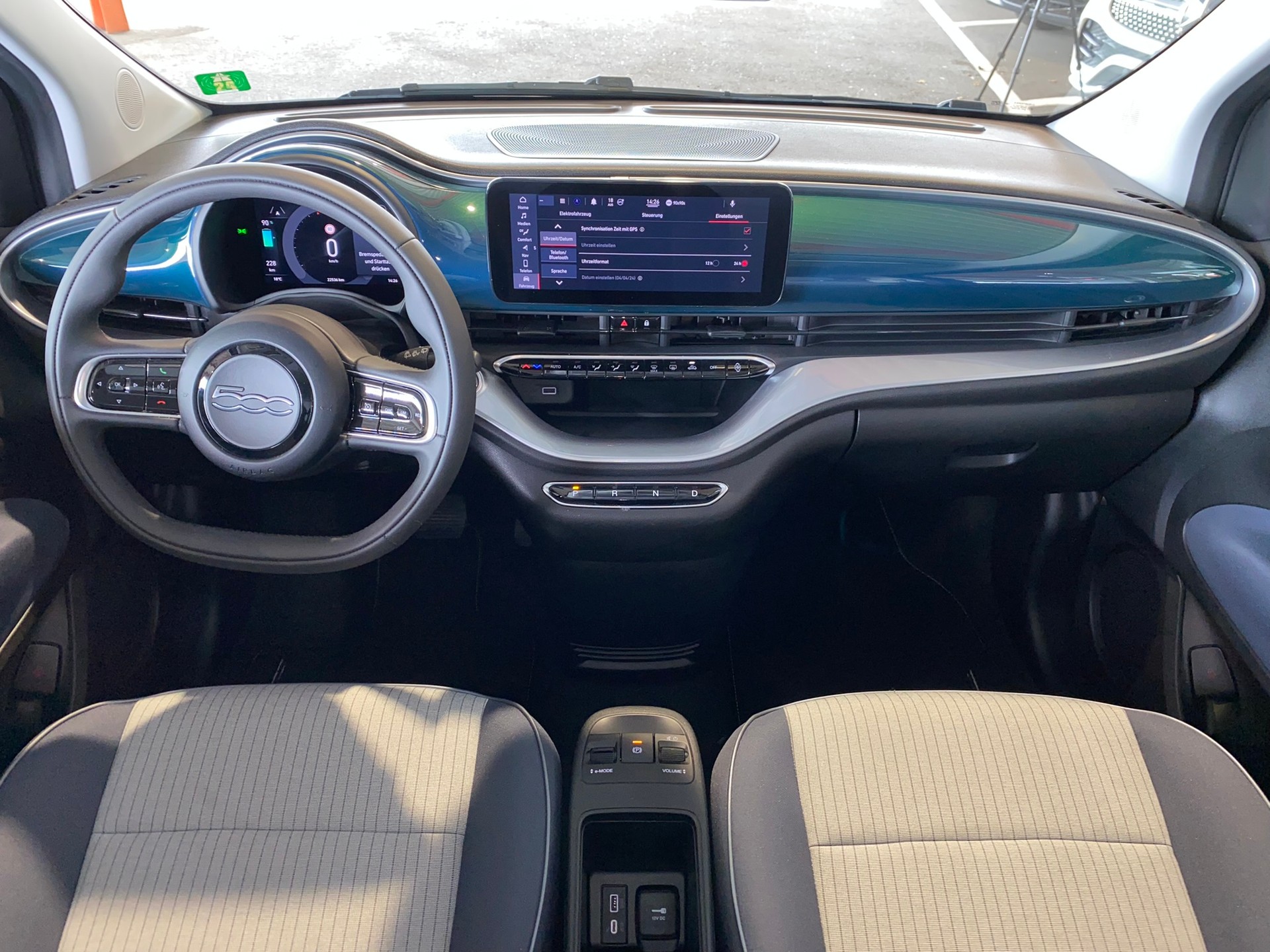 FIAT 500 electric Icon-showroom-element-3