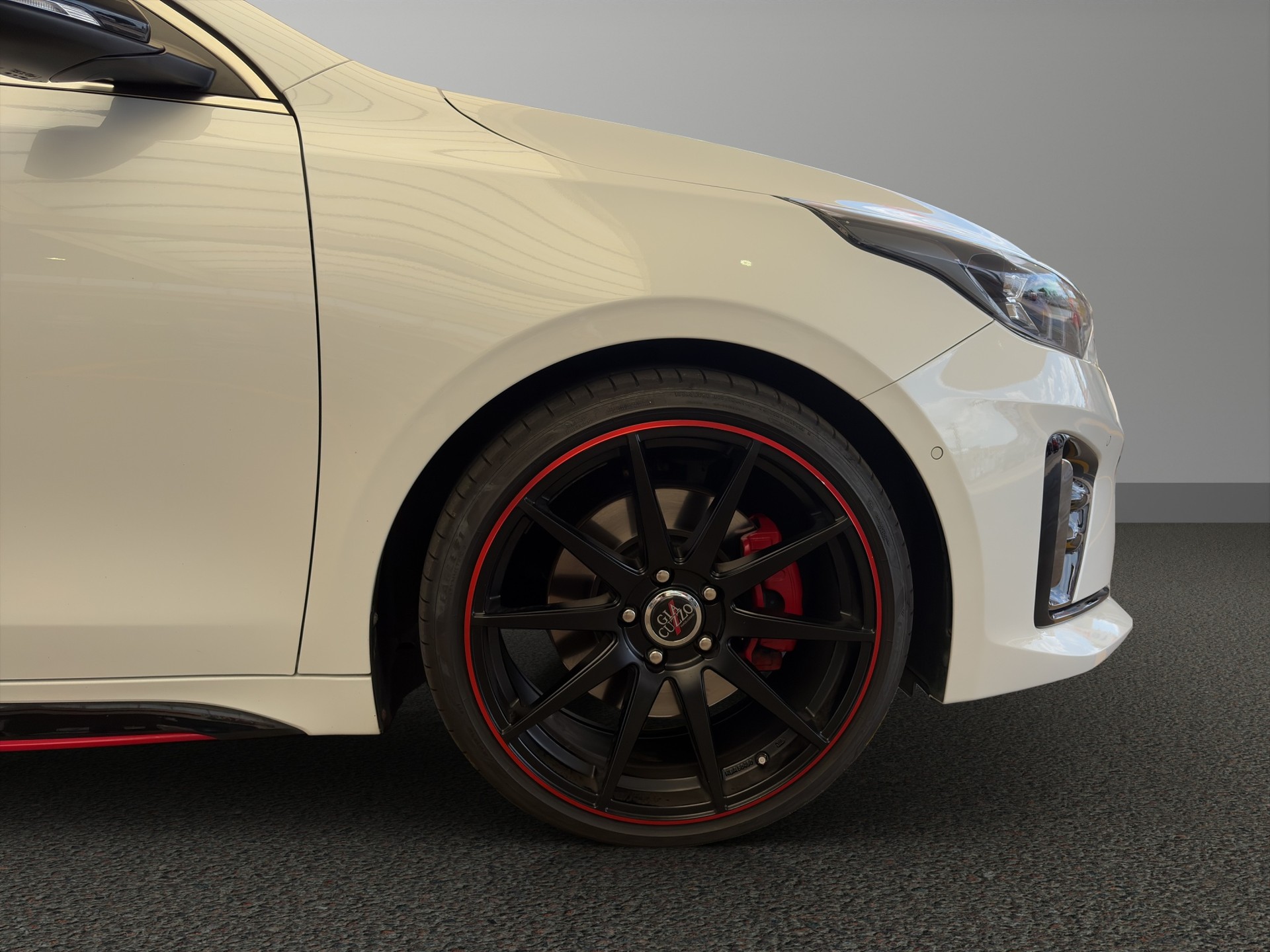 KIA ProCeed 1.6 T-GDi GT-image-9