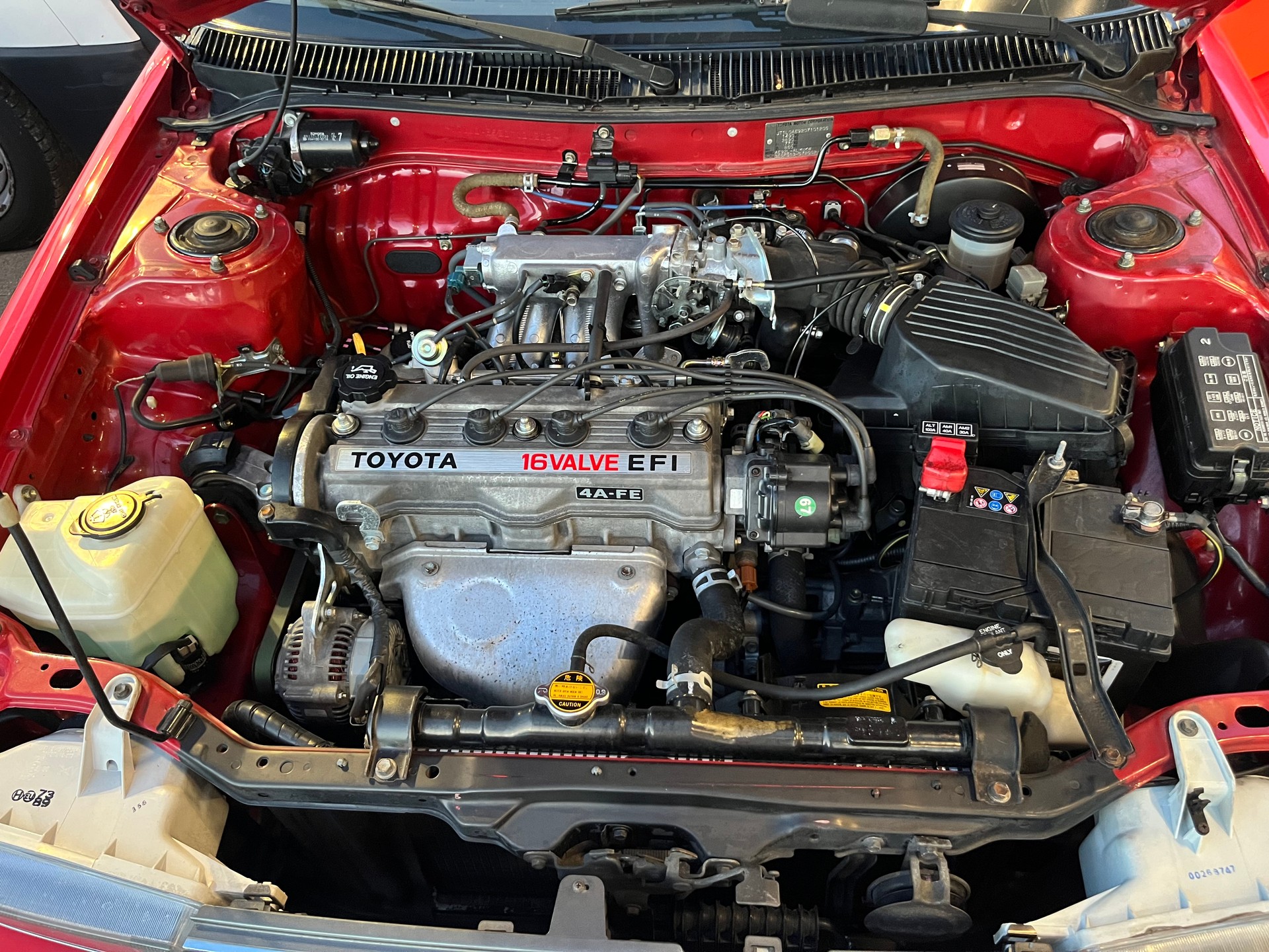 TOYOTA Corolla 1.6 Lb Brillant-image-11