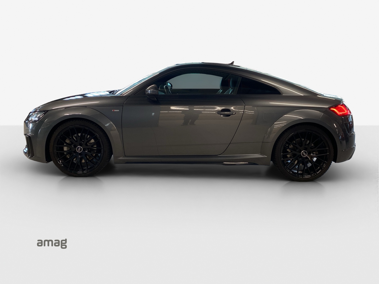 AUDI TT Coupé 45 TFSI quattro S-tronic-showroom-element-1